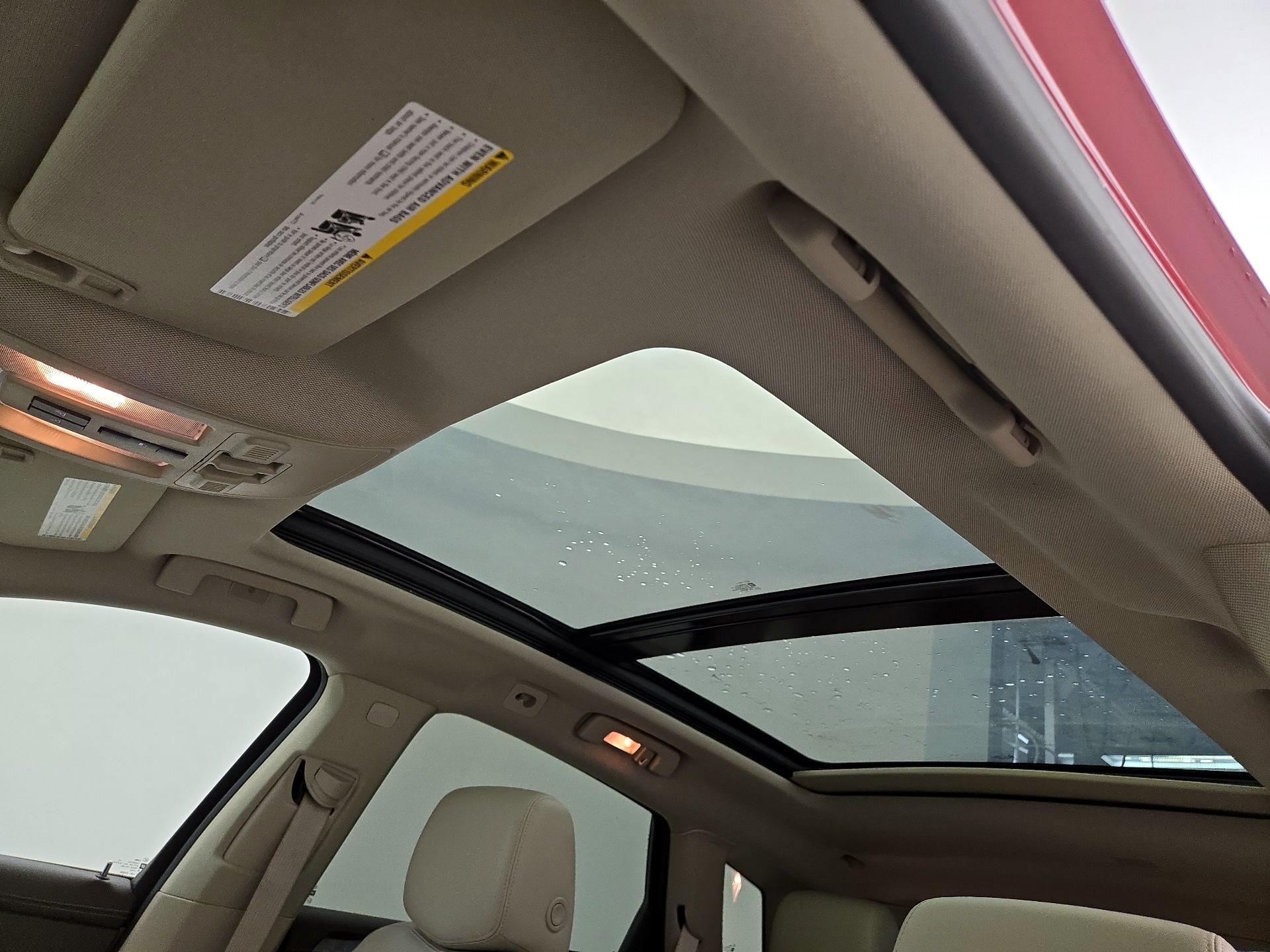 Thumbnail: 2016 Cadillac SRX - 19