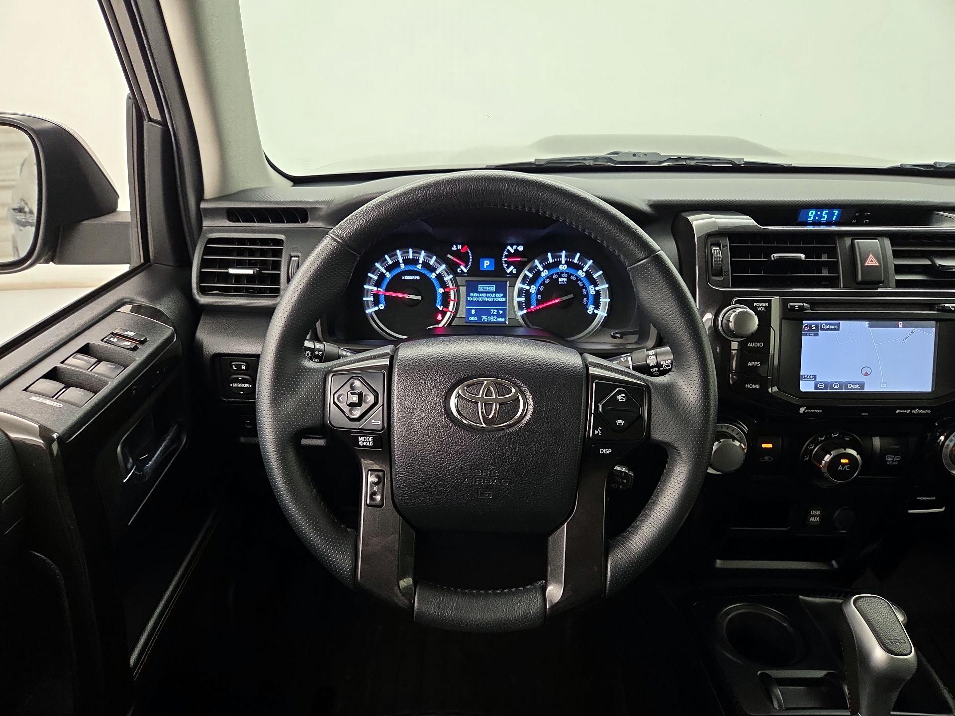 Thumbnail: 2019 Toyota 4Runner - 10