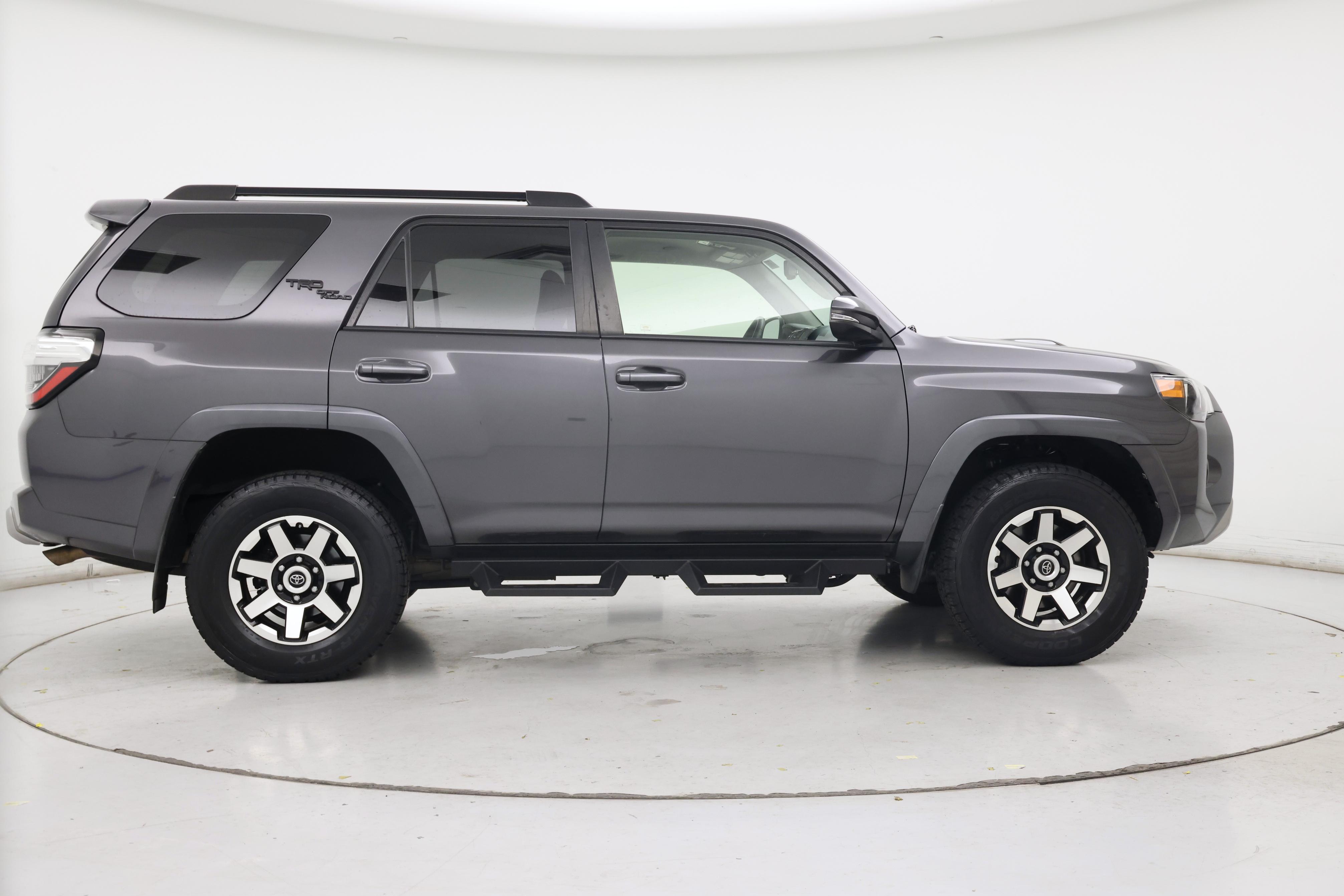 Thumbnail: 2019 Toyota 4Runner - 7