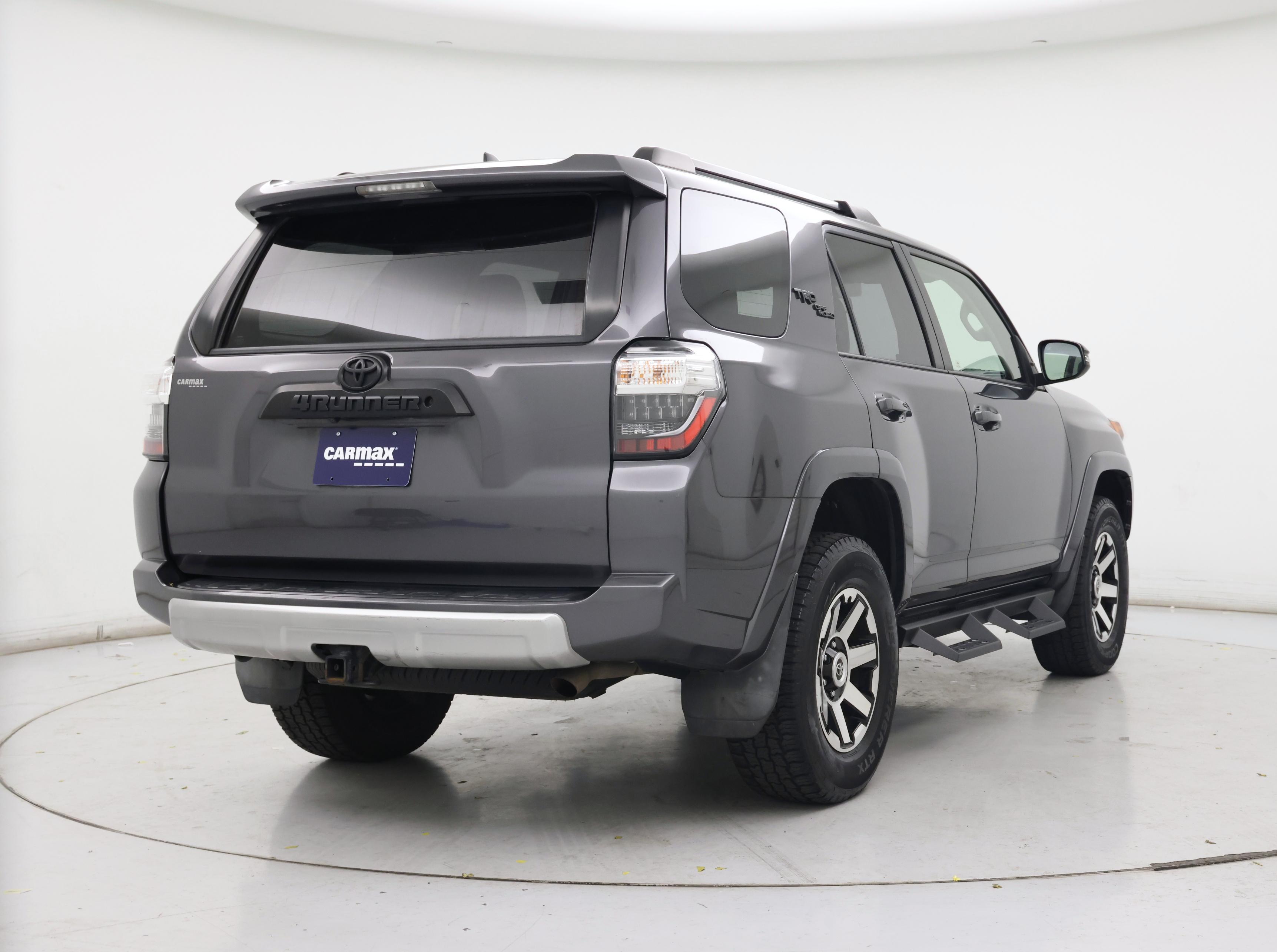 Thumbnail: 2019 Toyota 4Runner - 8