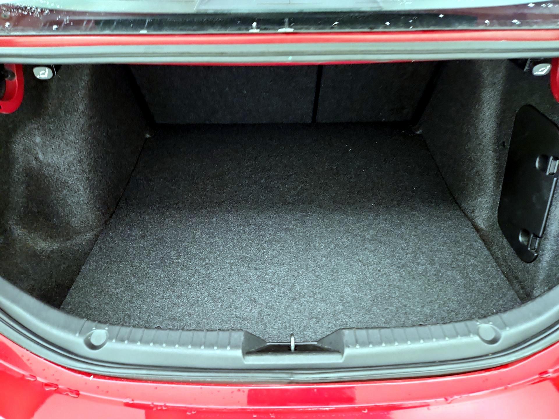 Thumbnail: 2014 Mazda Mazda3 - 19