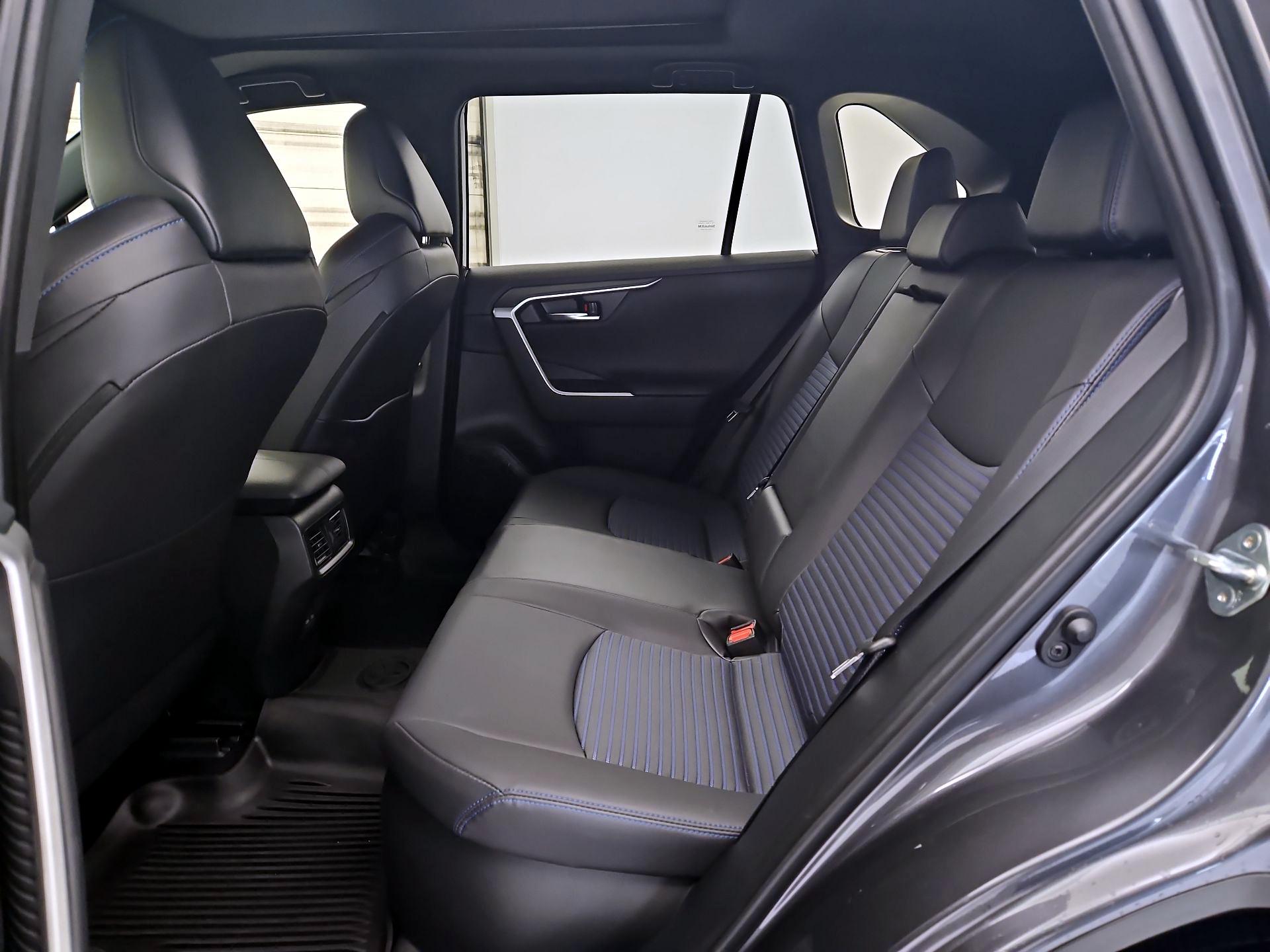 Thumbnail: 2024 Toyota RAV4 - 20