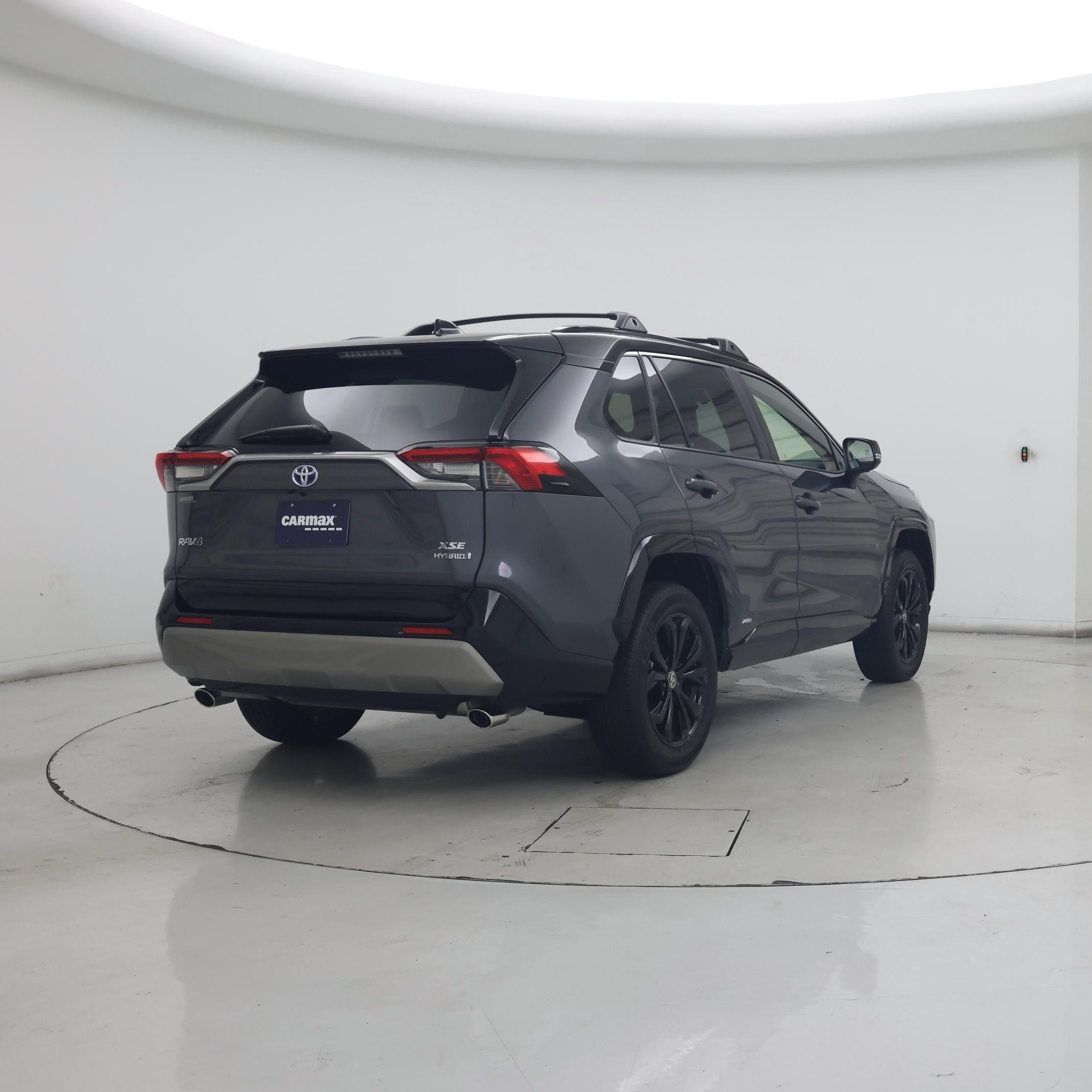 Thumbnail: 2024 Toyota RAV4 - 8