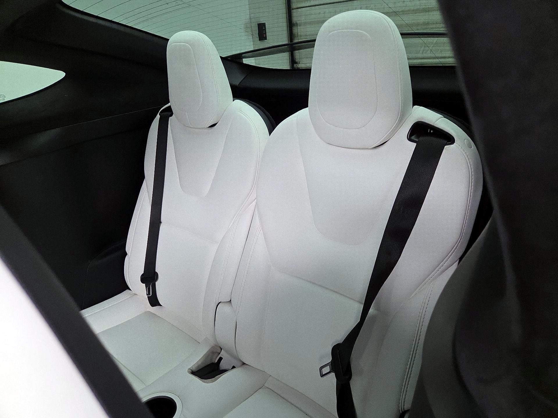 Thumbnail: 2021 Tesla Model X - 19