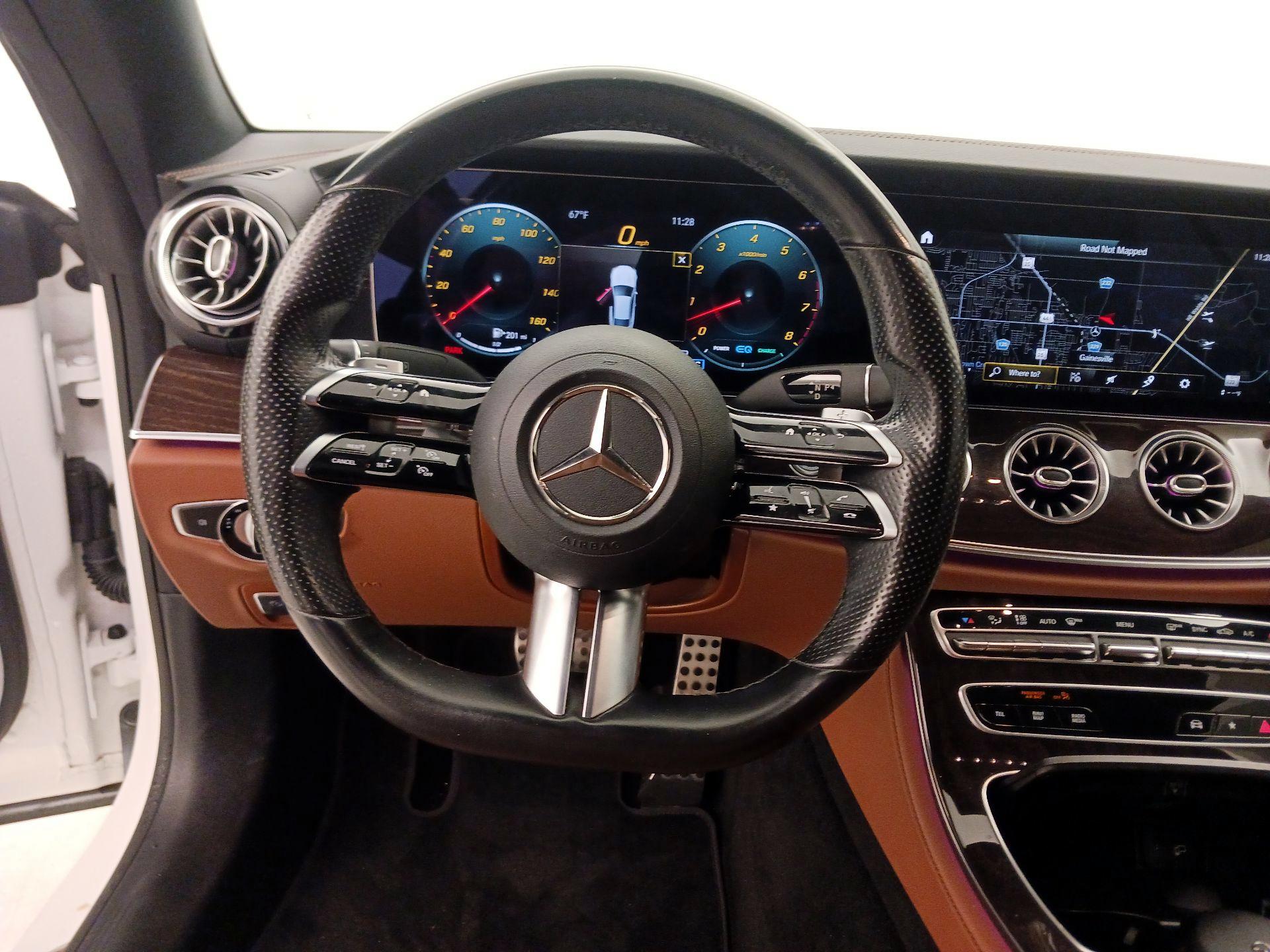 Thumbnail: 2022 Mercedes-Benz E-Class - 10