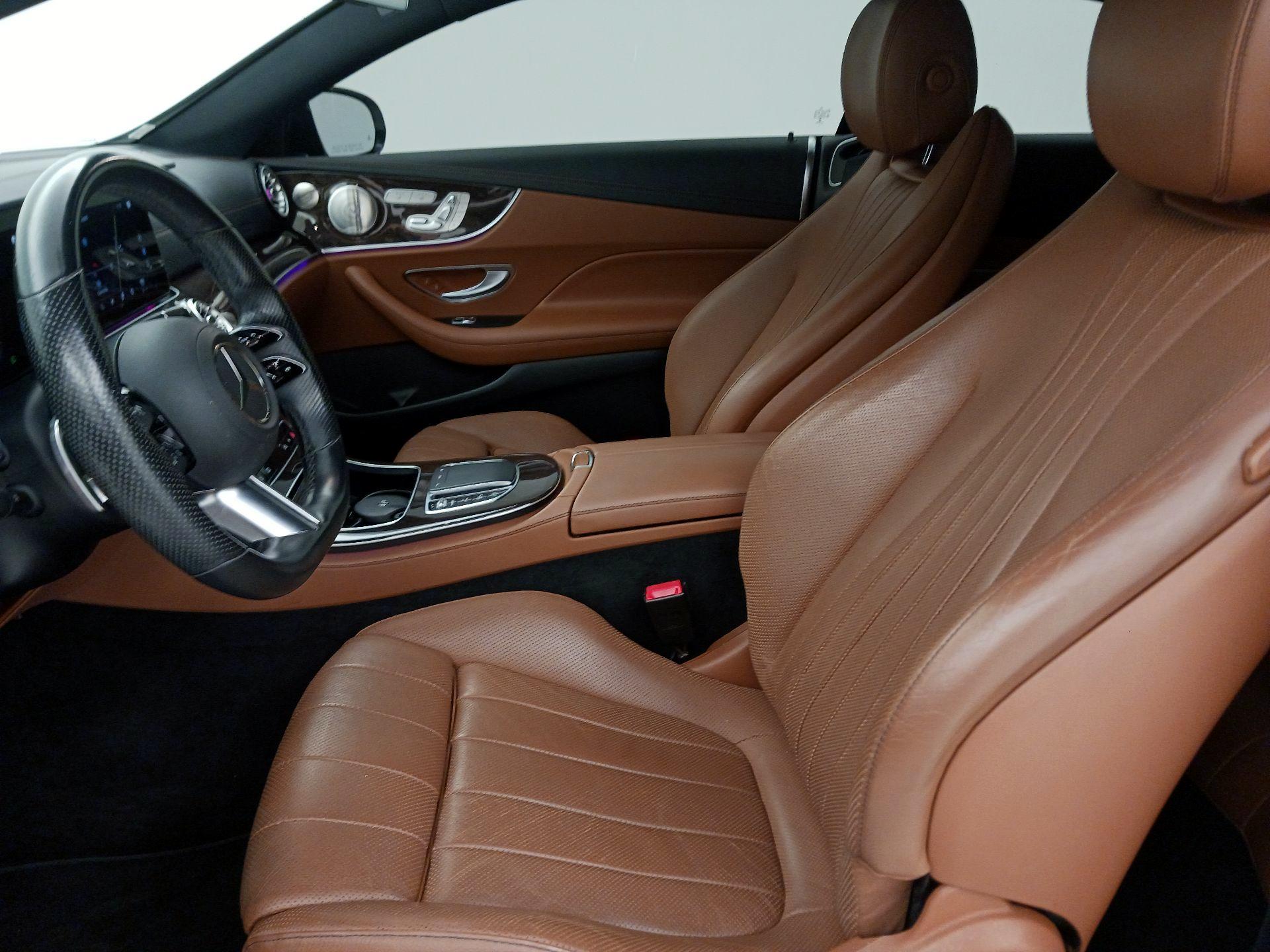 Thumbnail: 2022 Mercedes-Benz E-Class - 11