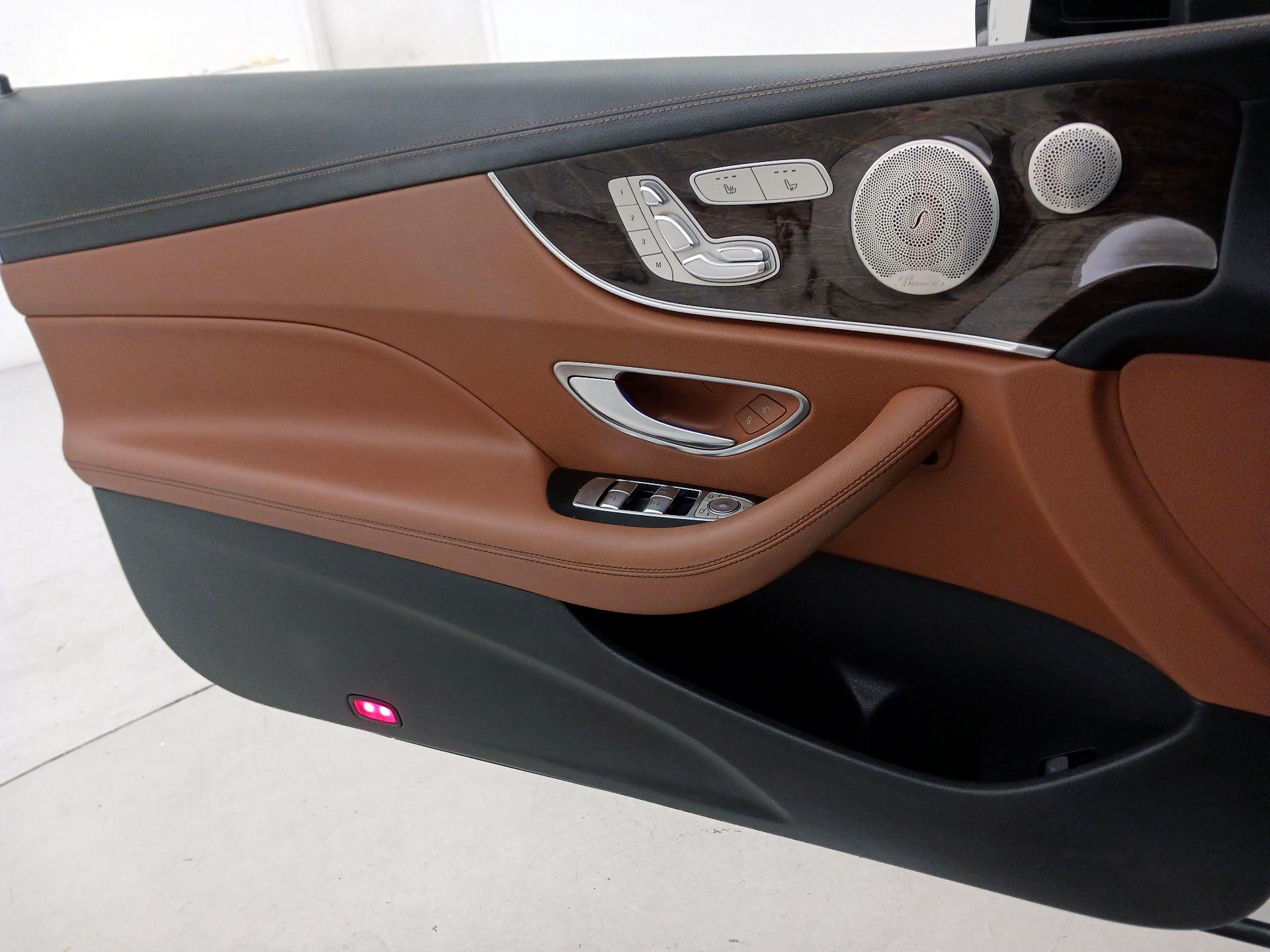 Thumbnail: 2022 Mercedes-Benz E-Class - 12
