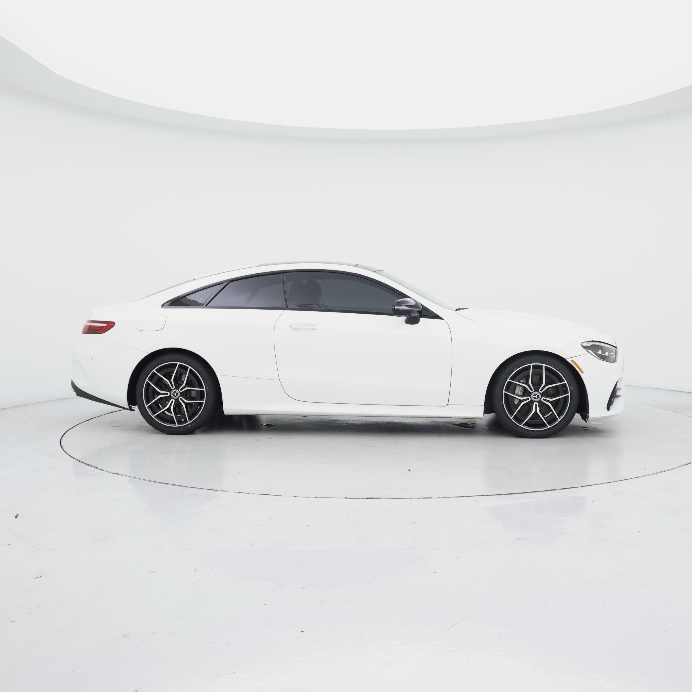 Thumbnail: 2022 Mercedes-Benz E-Class - 7
