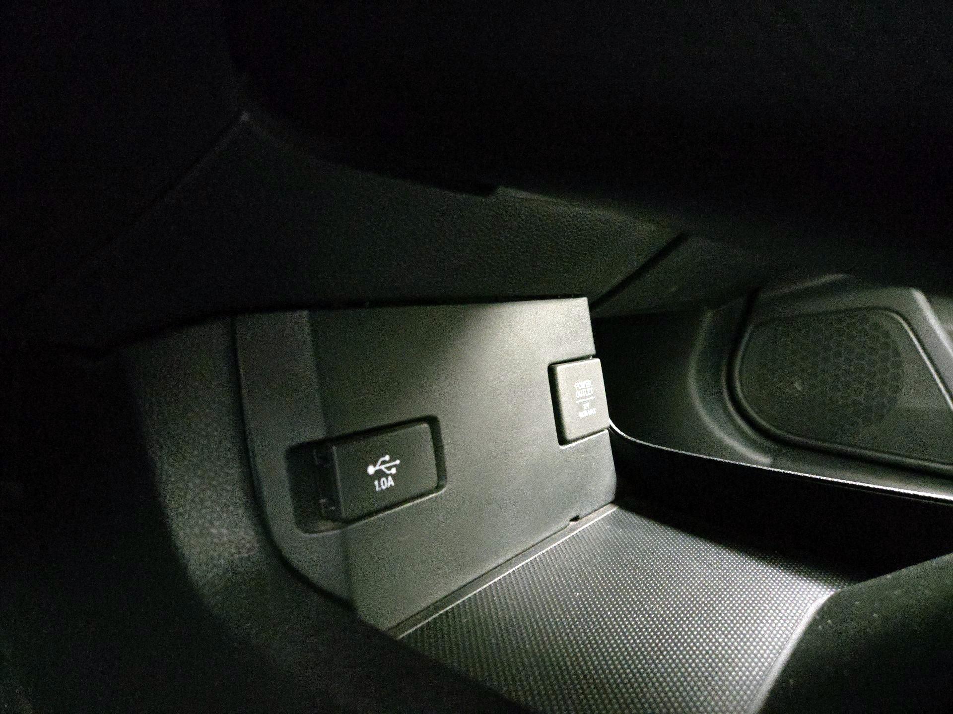 Thumbnail: 2016 Honda Civic - 18