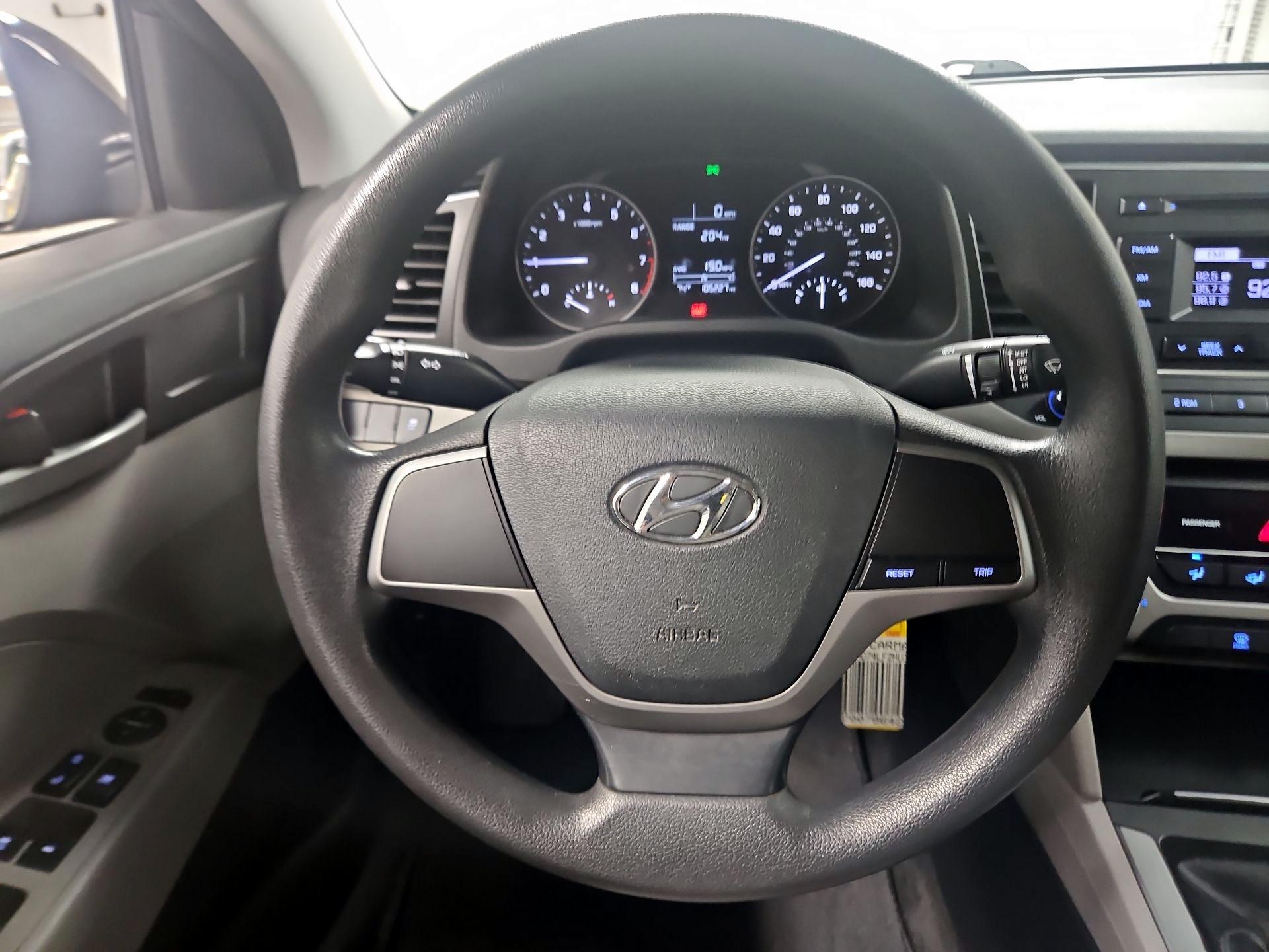 Thumbnail: 2017 Hyundai Elantra - 10
