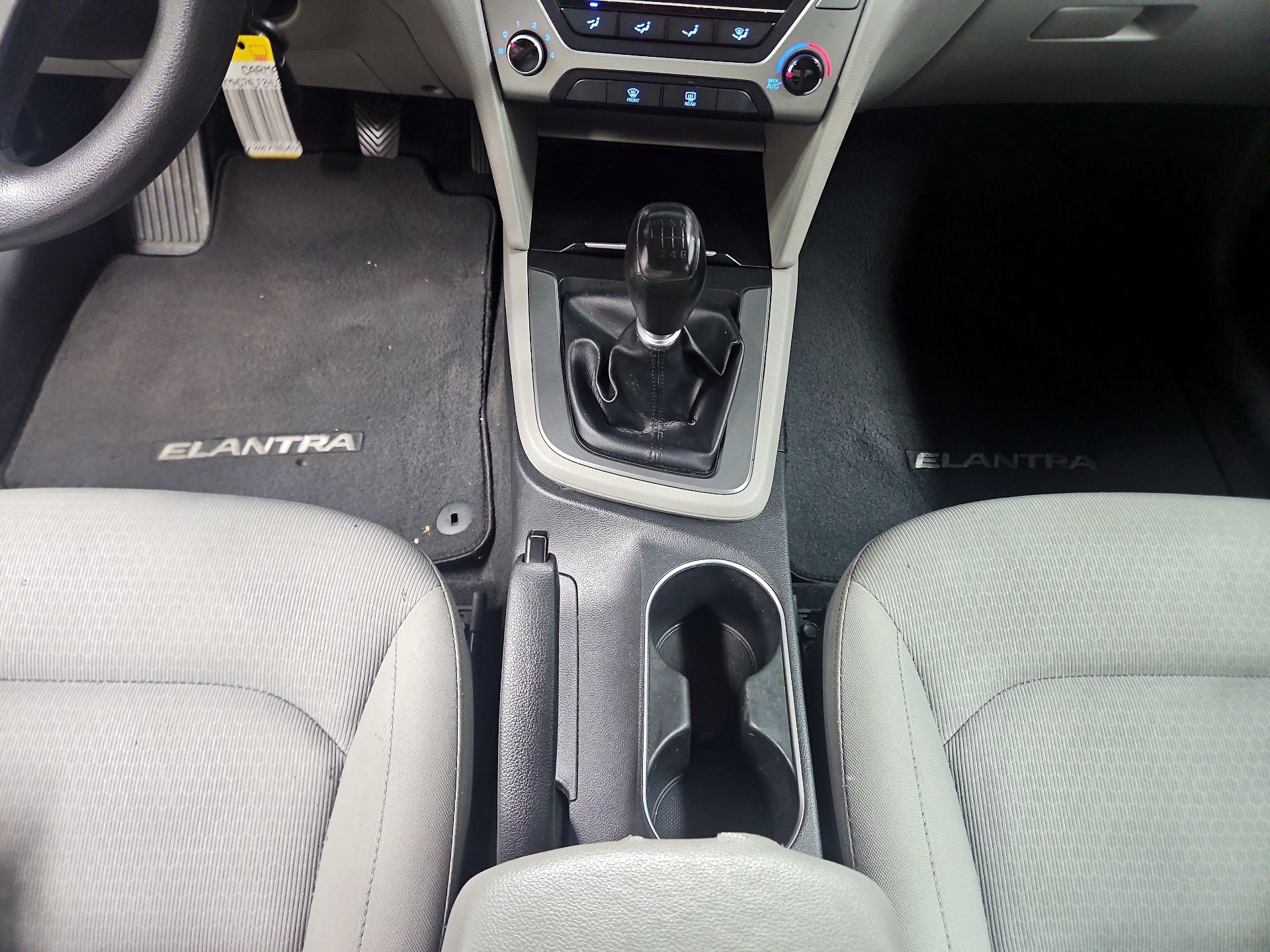 Thumbnail: 2017 Hyundai Elantra - 16