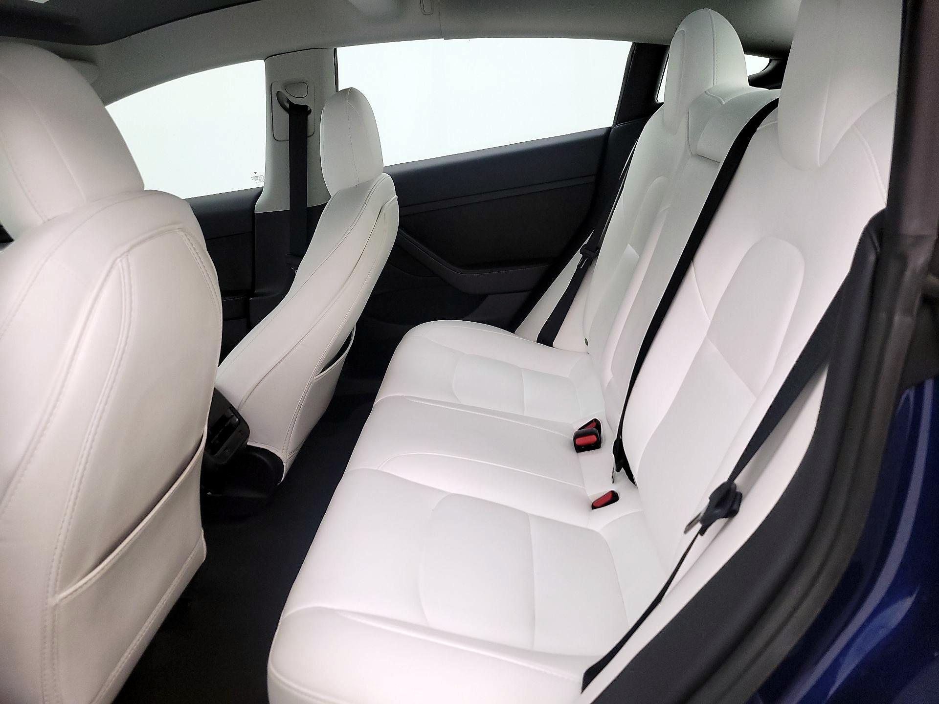 Thumbnail: 2023 Tesla Model 3 - 20