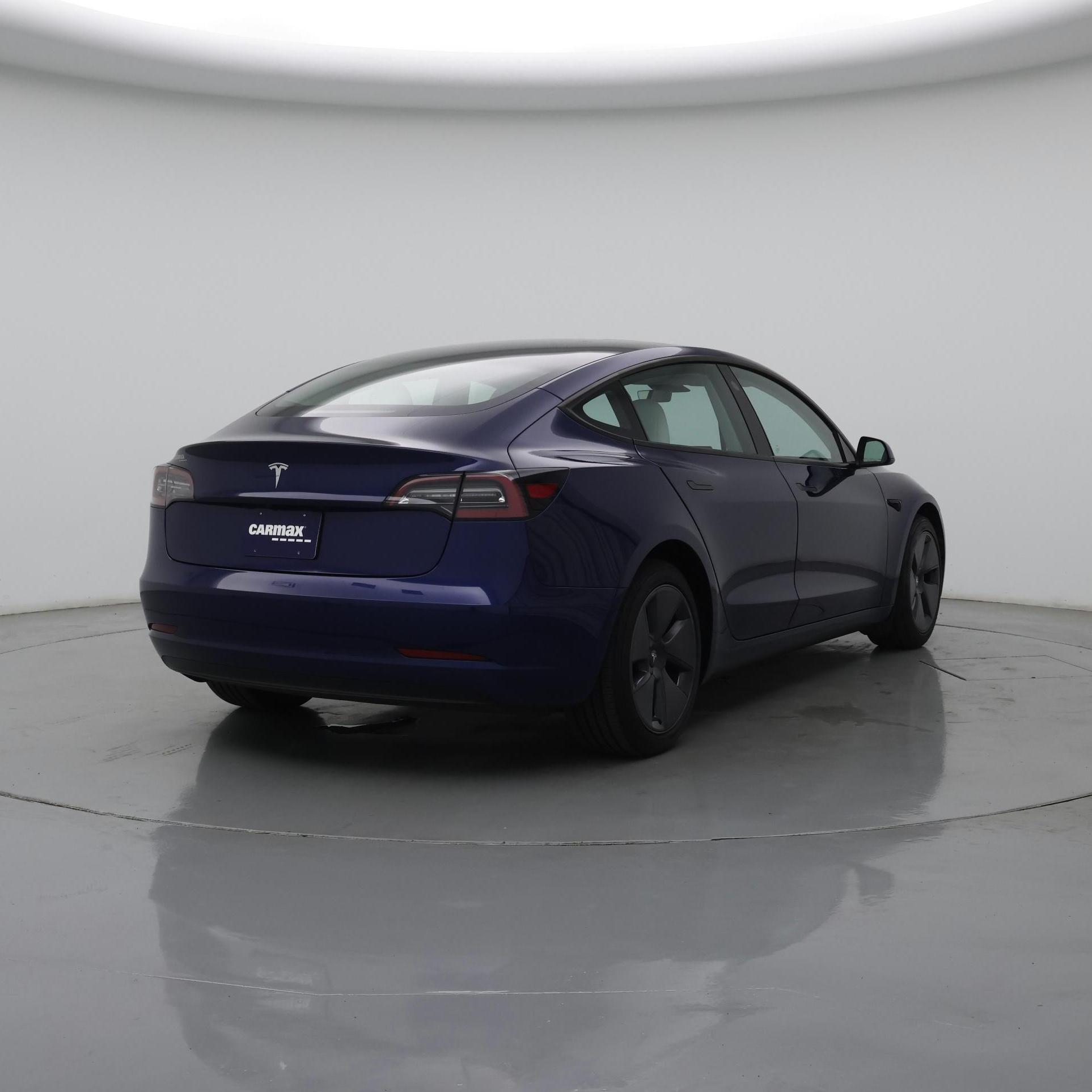 Thumbnail: 2023 Tesla Model 3 - 8