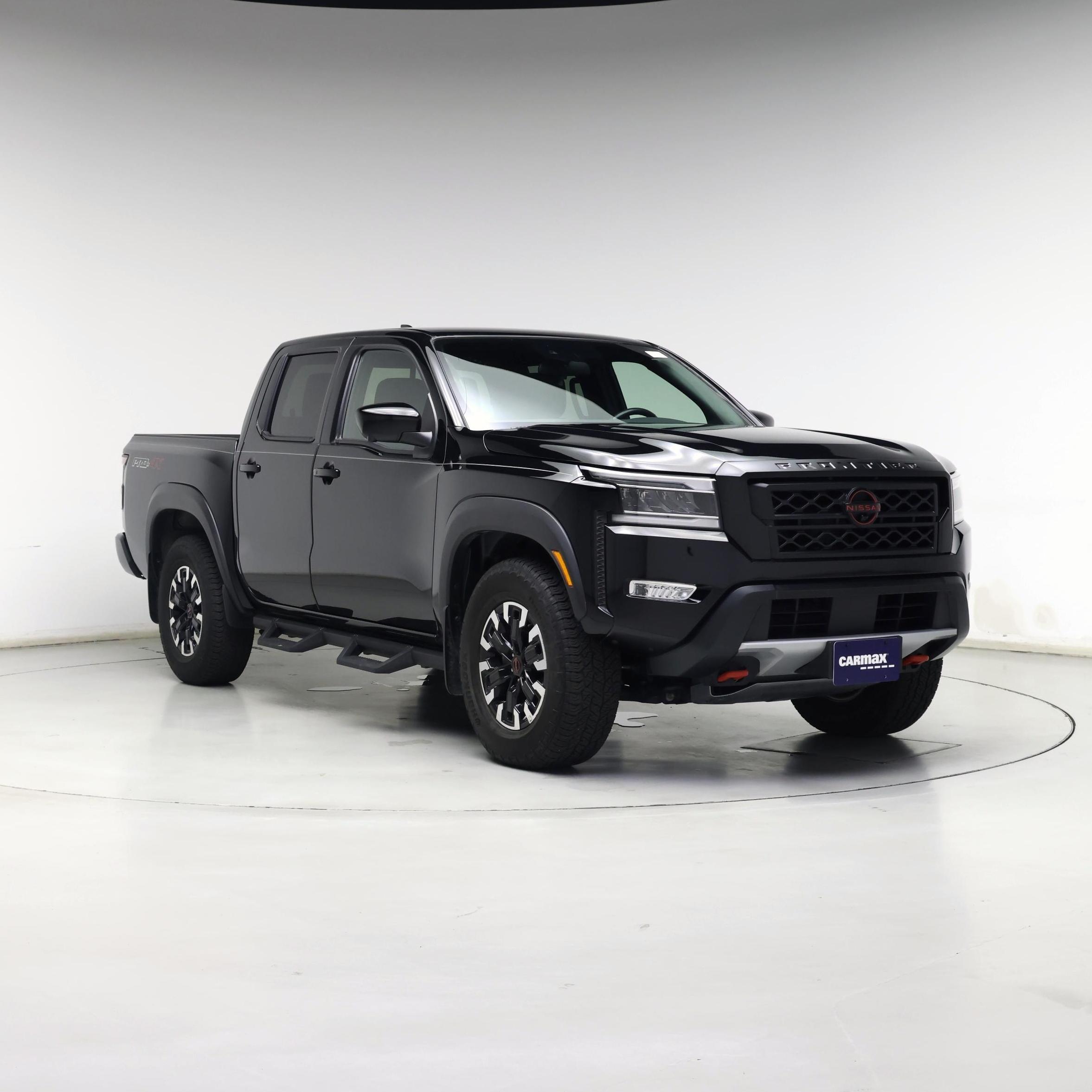 Black 2023 Nissan Frontier Pickup Truck Four-Wheel Drive Automatic