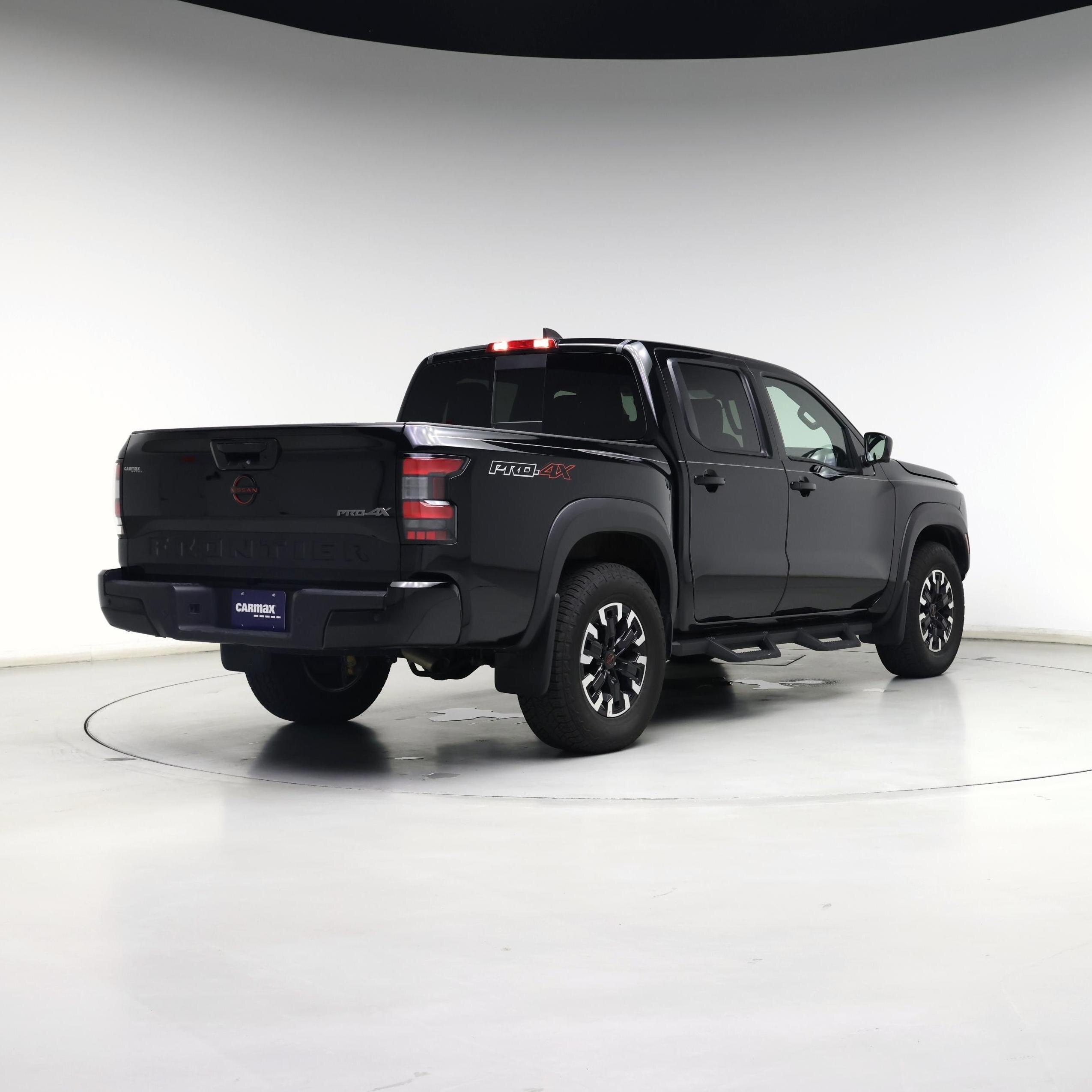 Thumbnail: 2023 Nissan Frontier - 8