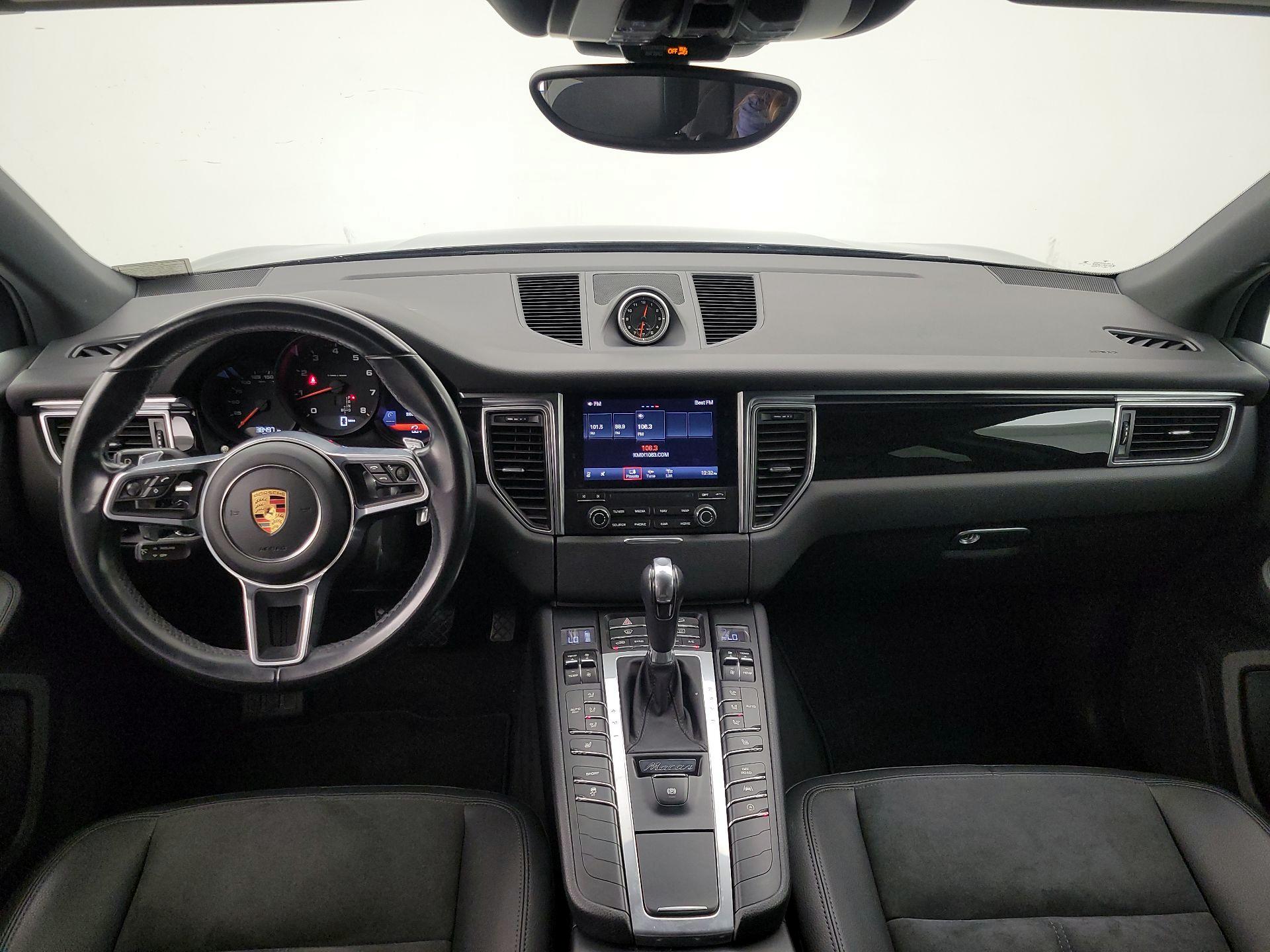 Thumbnail: 2018 Porsche Macan - 9