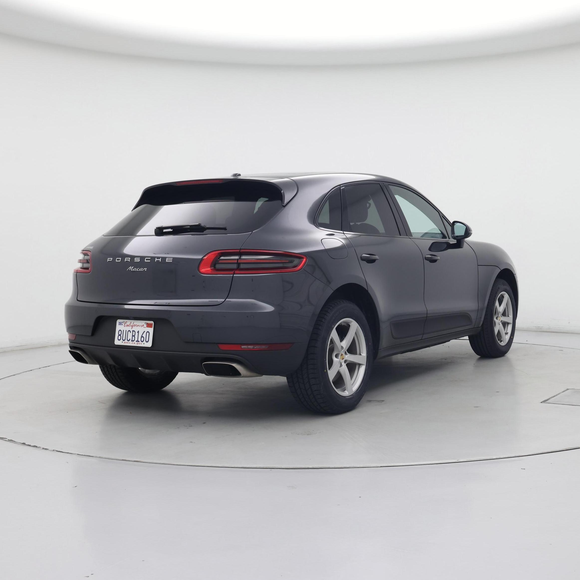 Thumbnail: 2018 Porsche Macan - 8