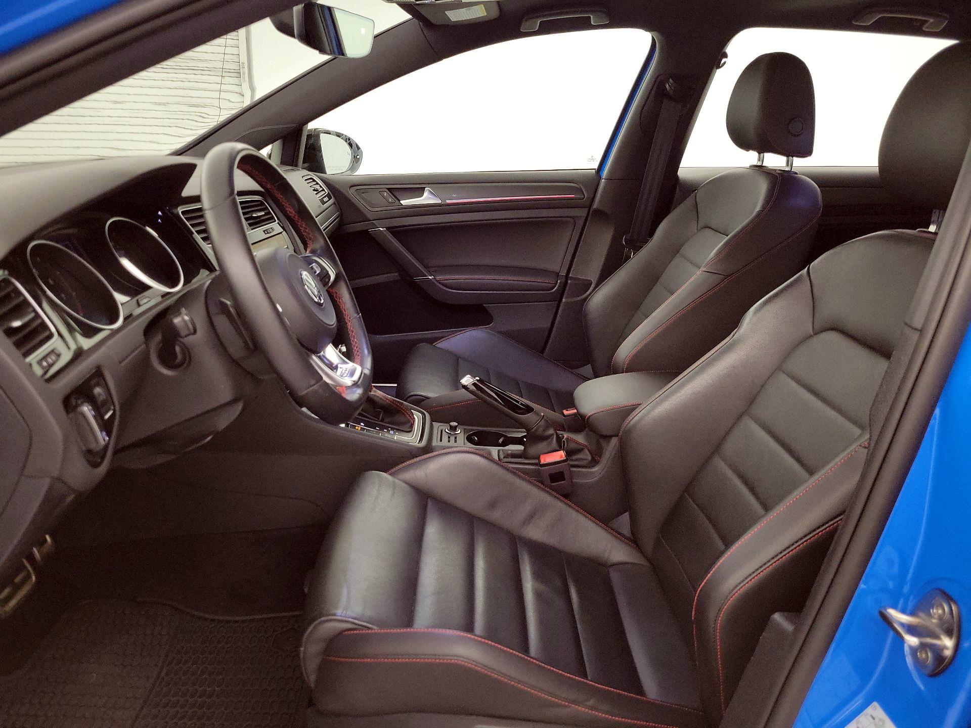 Thumbnail: 2021 Volkswagen Golf - 11