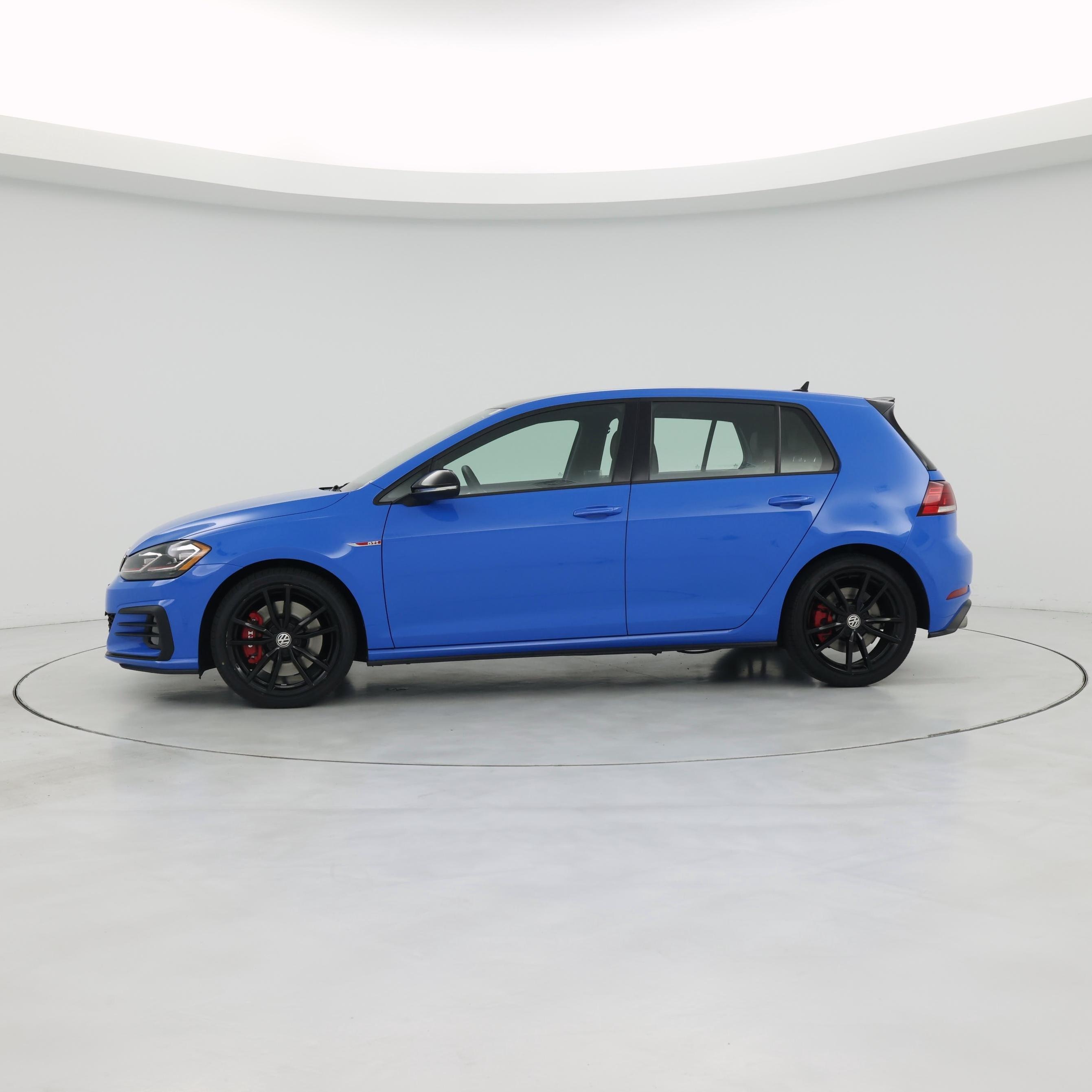 Thumbnail: 2021 Volkswagen Golf - 3