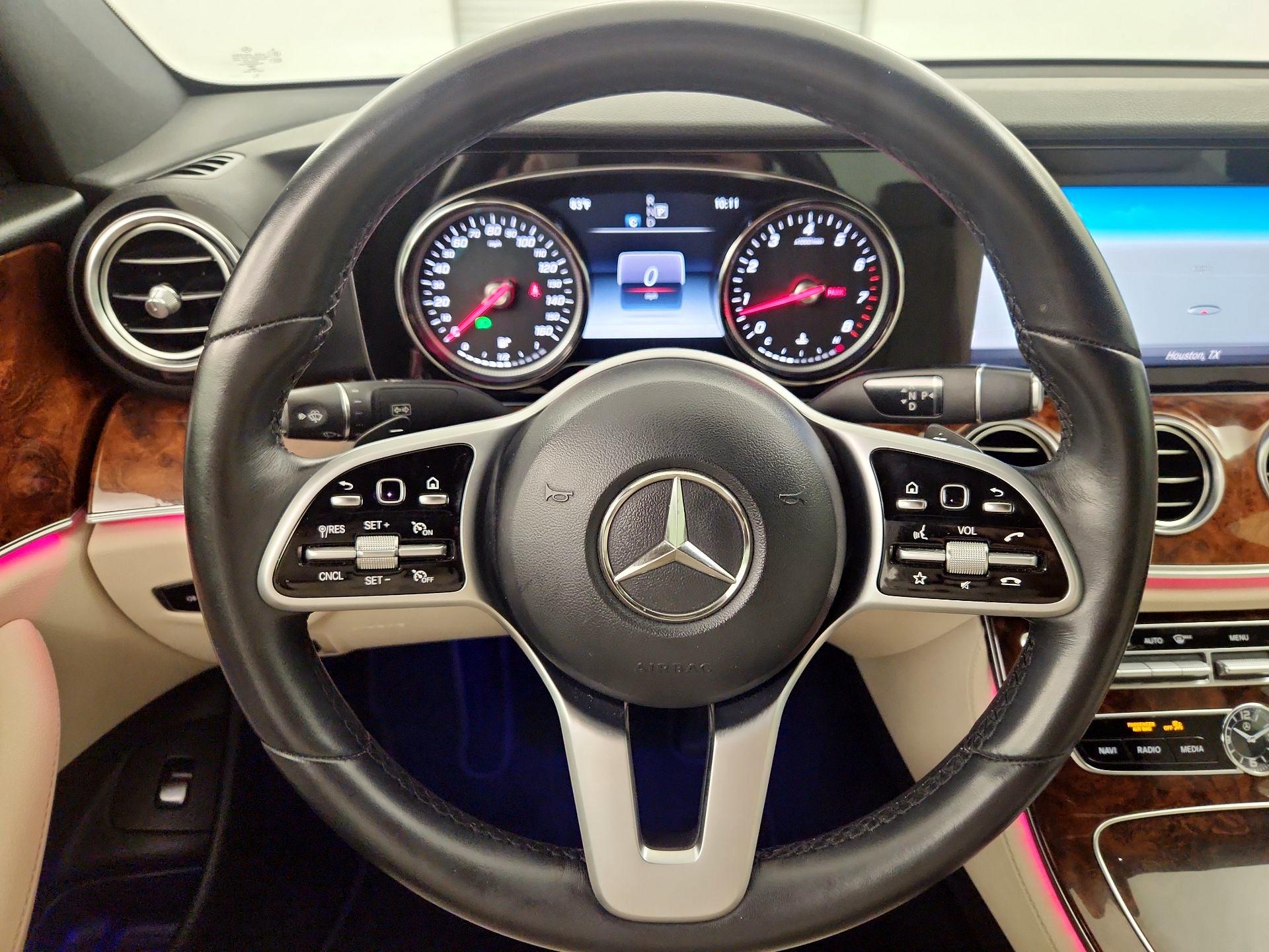 Thumbnail: 2019 Mercedes-Benz E-Class - 10
