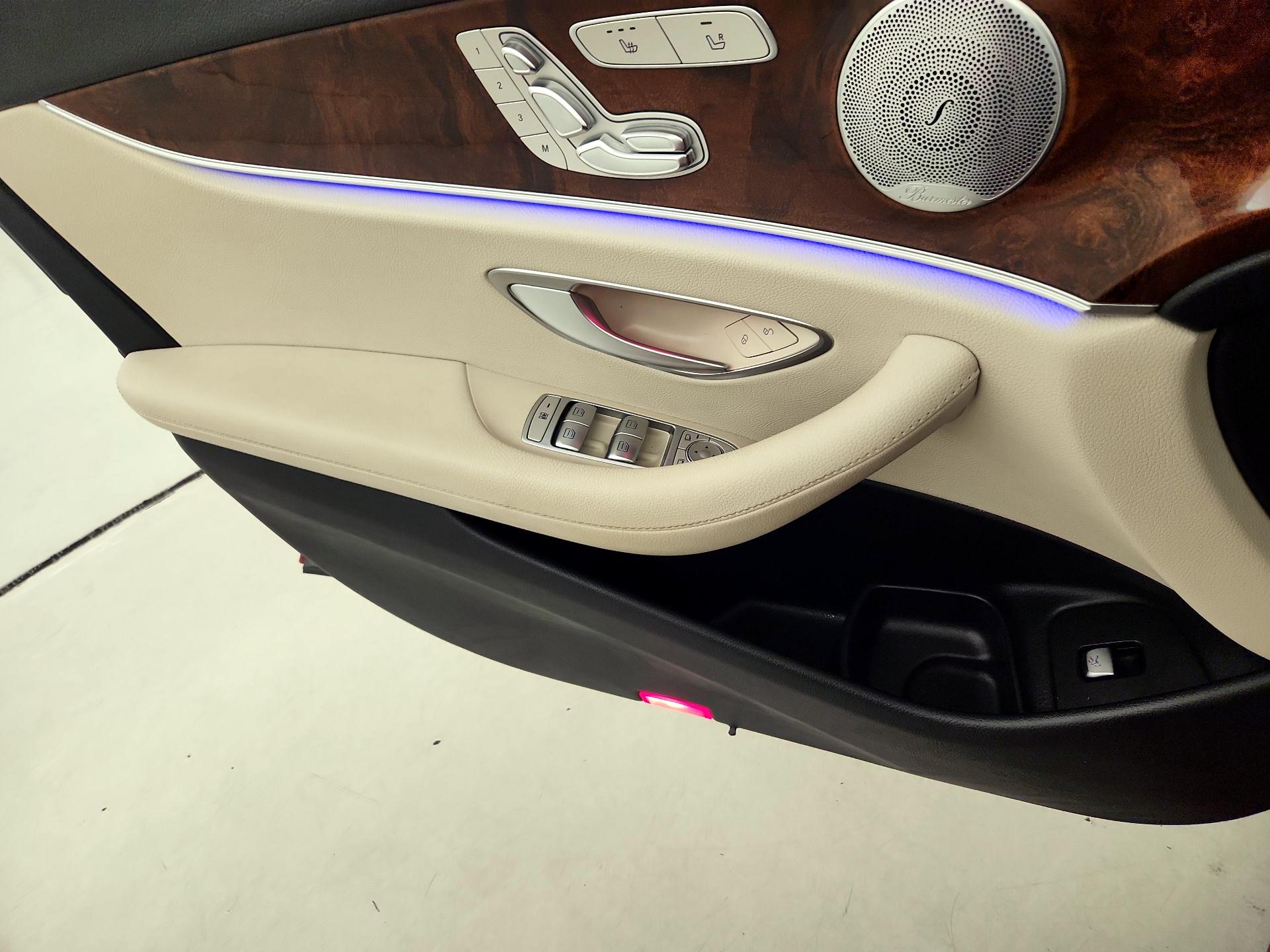 Thumbnail: 2019 Mercedes-Benz E-Class - 12