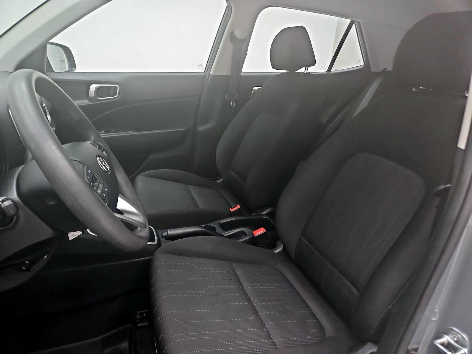 2022 Hyundai Venue SE - Photo 12