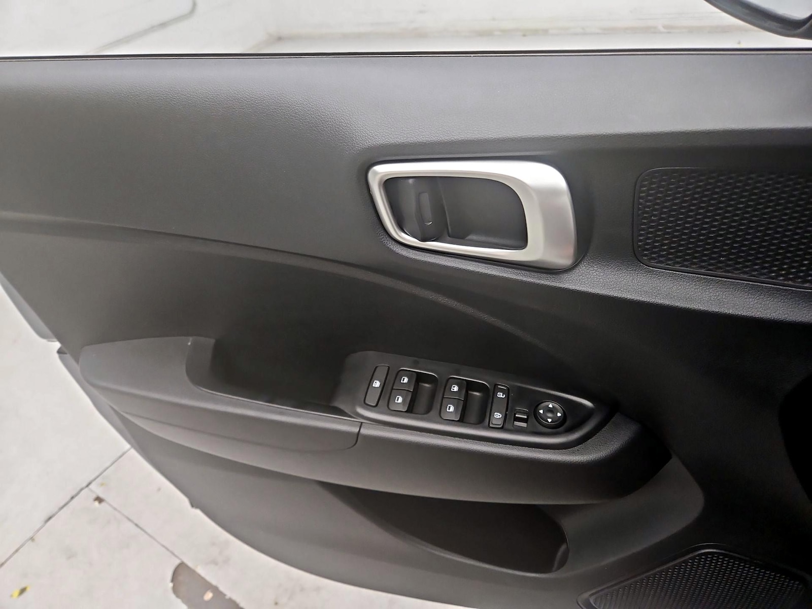 2022 Hyundai Venue SE - Photo 13