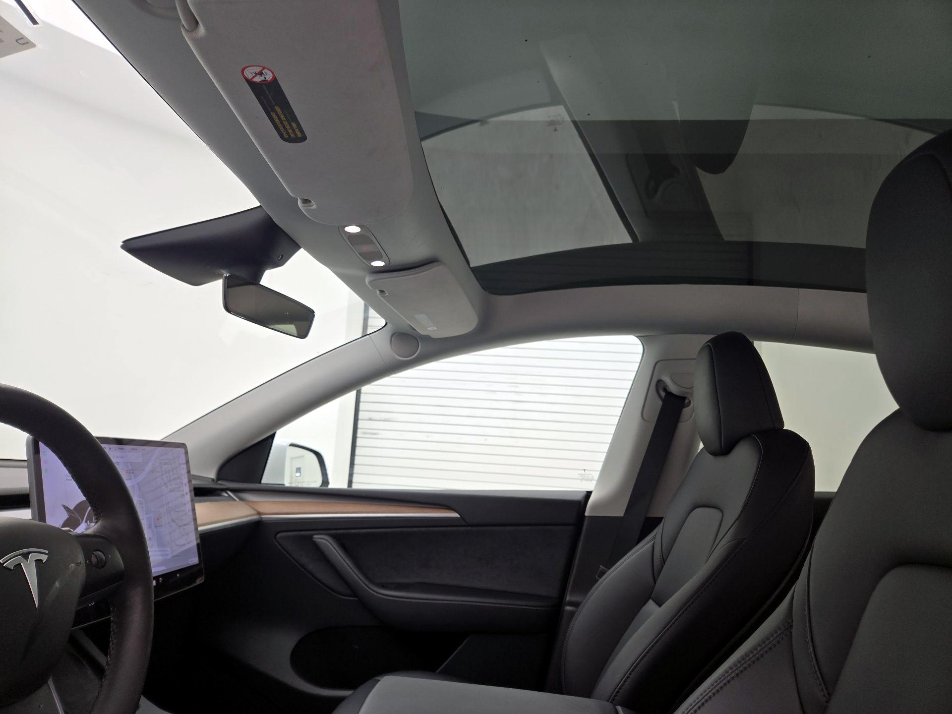 Thumbnail: 2023 Tesla Model Y - 18