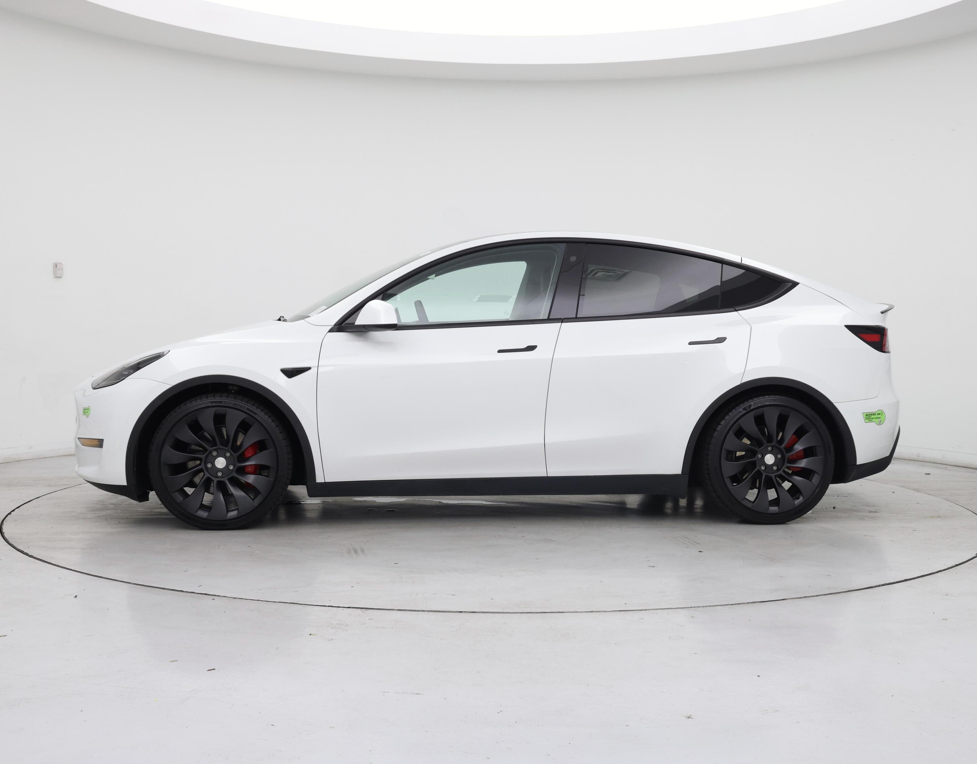 Thumbnail: 2023 Tesla Model Y - 3