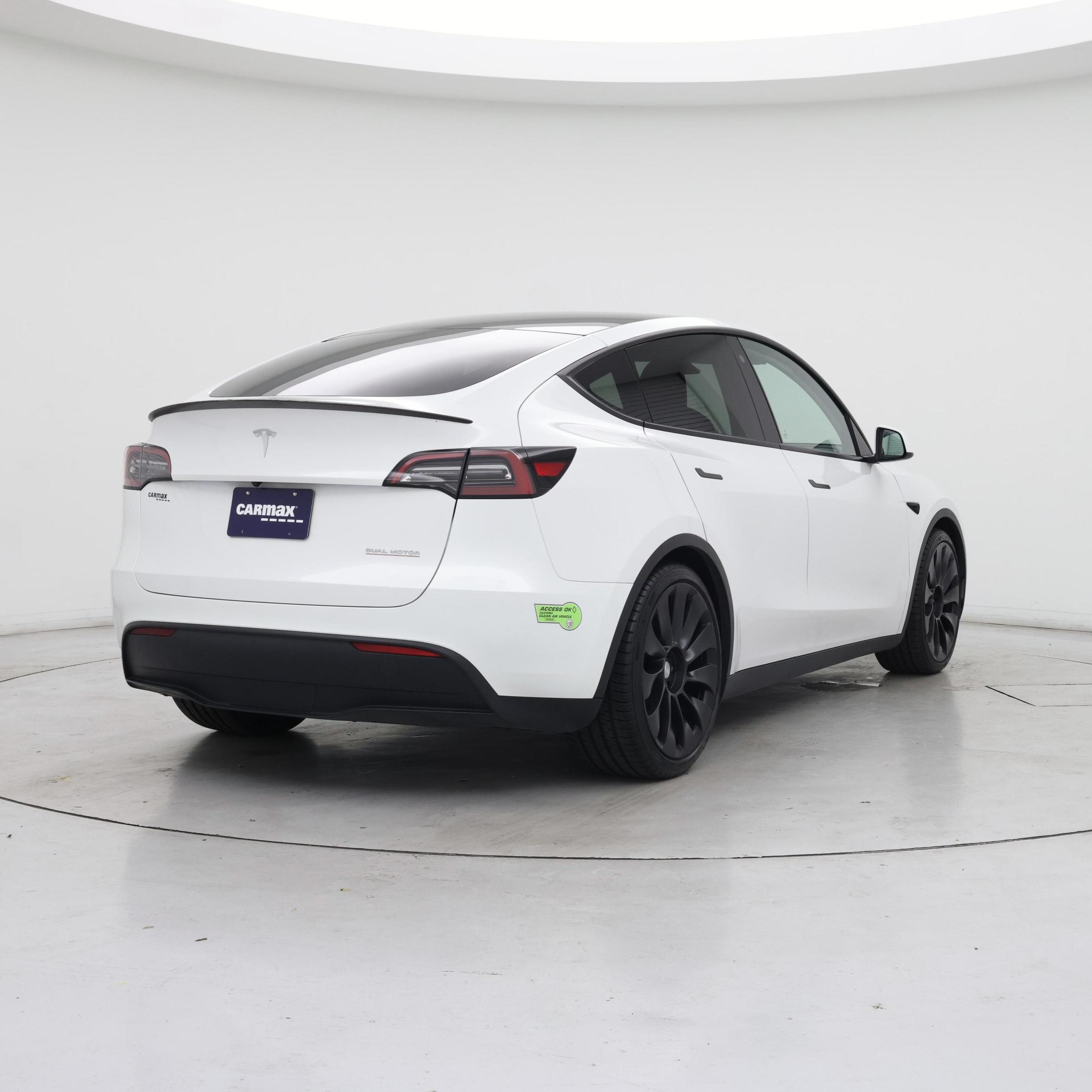 Thumbnail: 2023 Tesla Model Y - 8