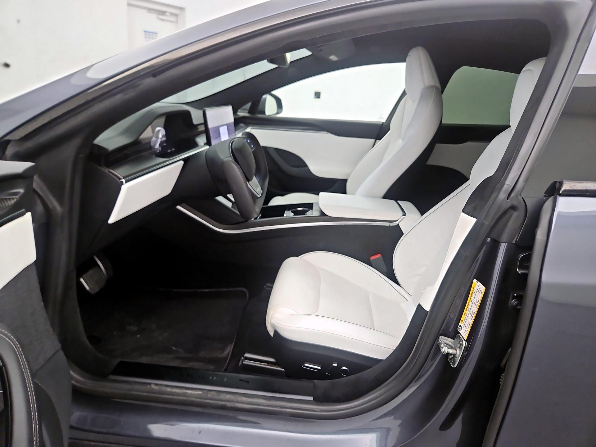 Thumbnail: 2021 Tesla Model S - 9