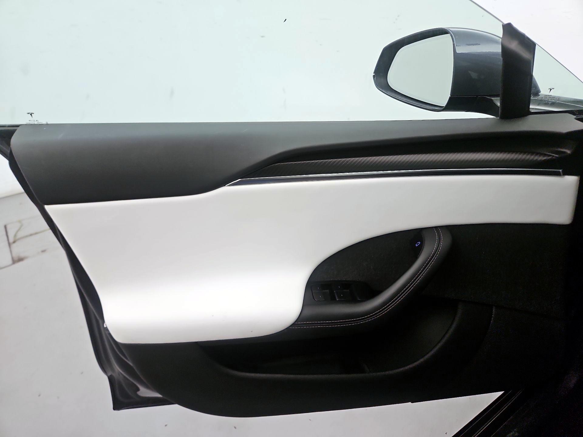 Thumbnail: 2021 Tesla Model S - 10