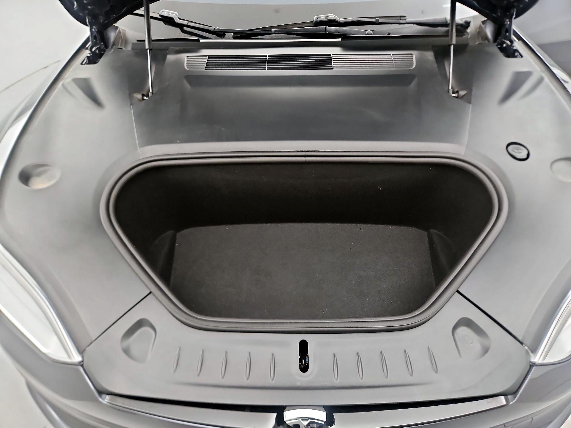 Thumbnail: 2021 Tesla Model S - 17
