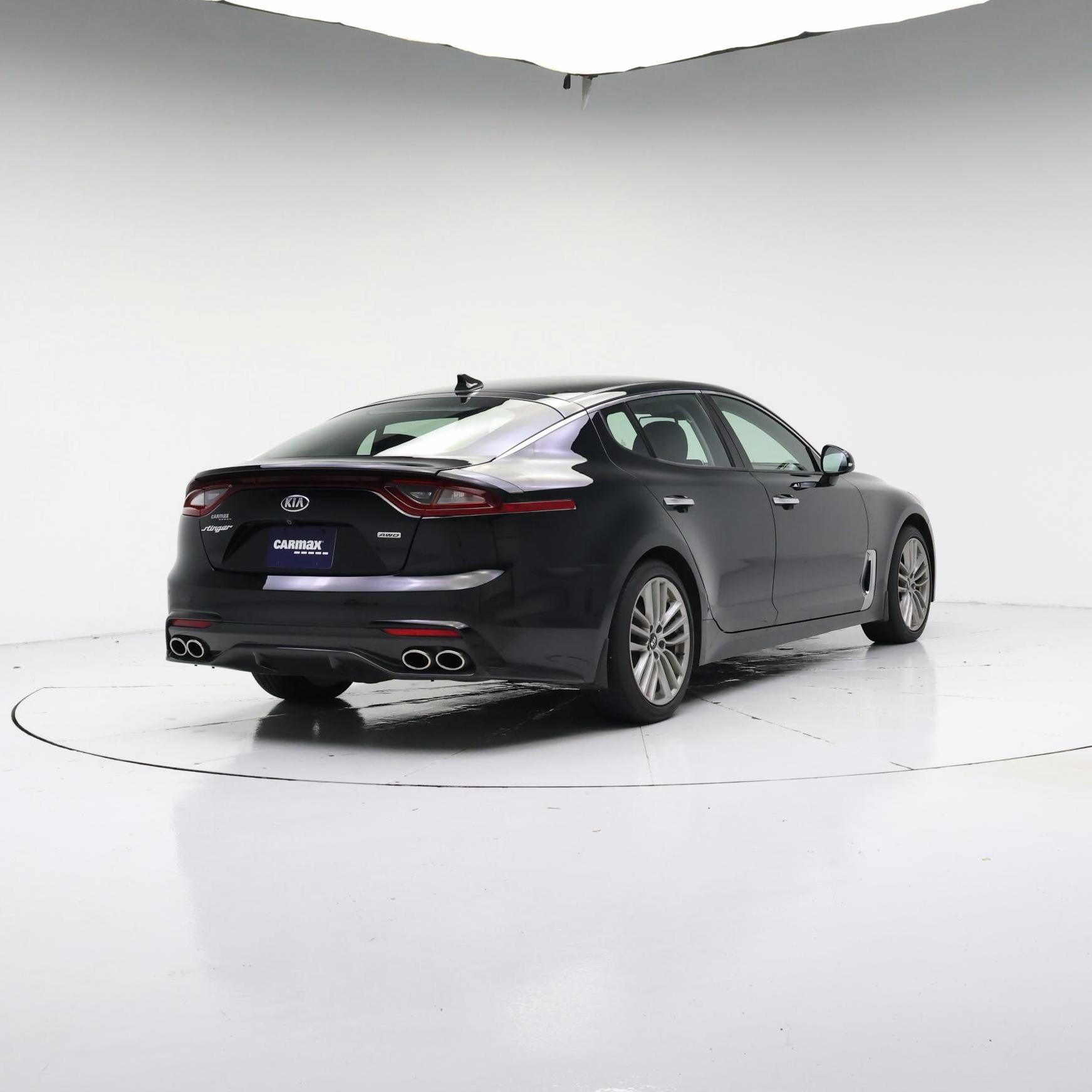 Thumbnail: 2018 Kia Stinger - 8
