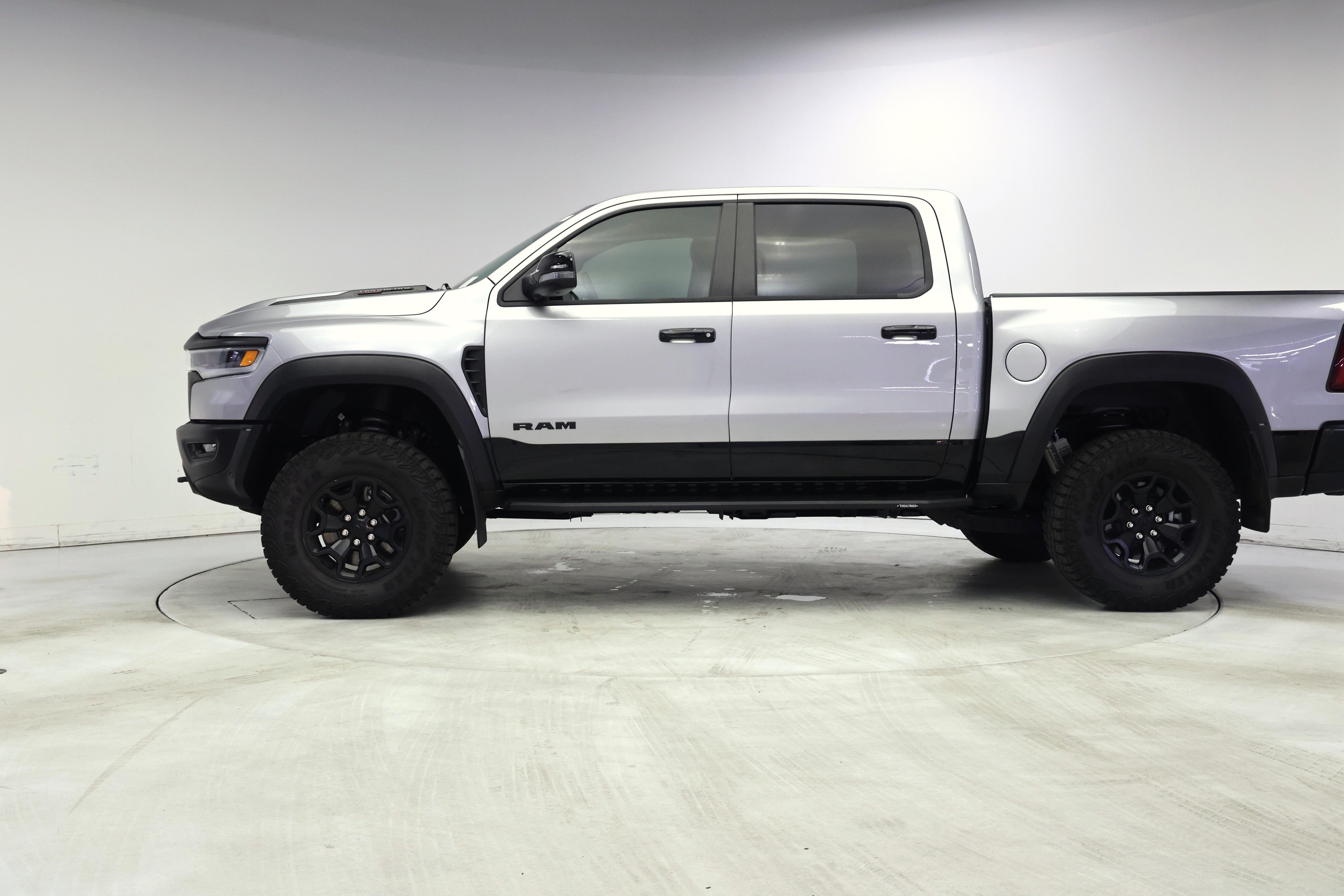 Thumbnail: 2026 RAM 1500 - 3