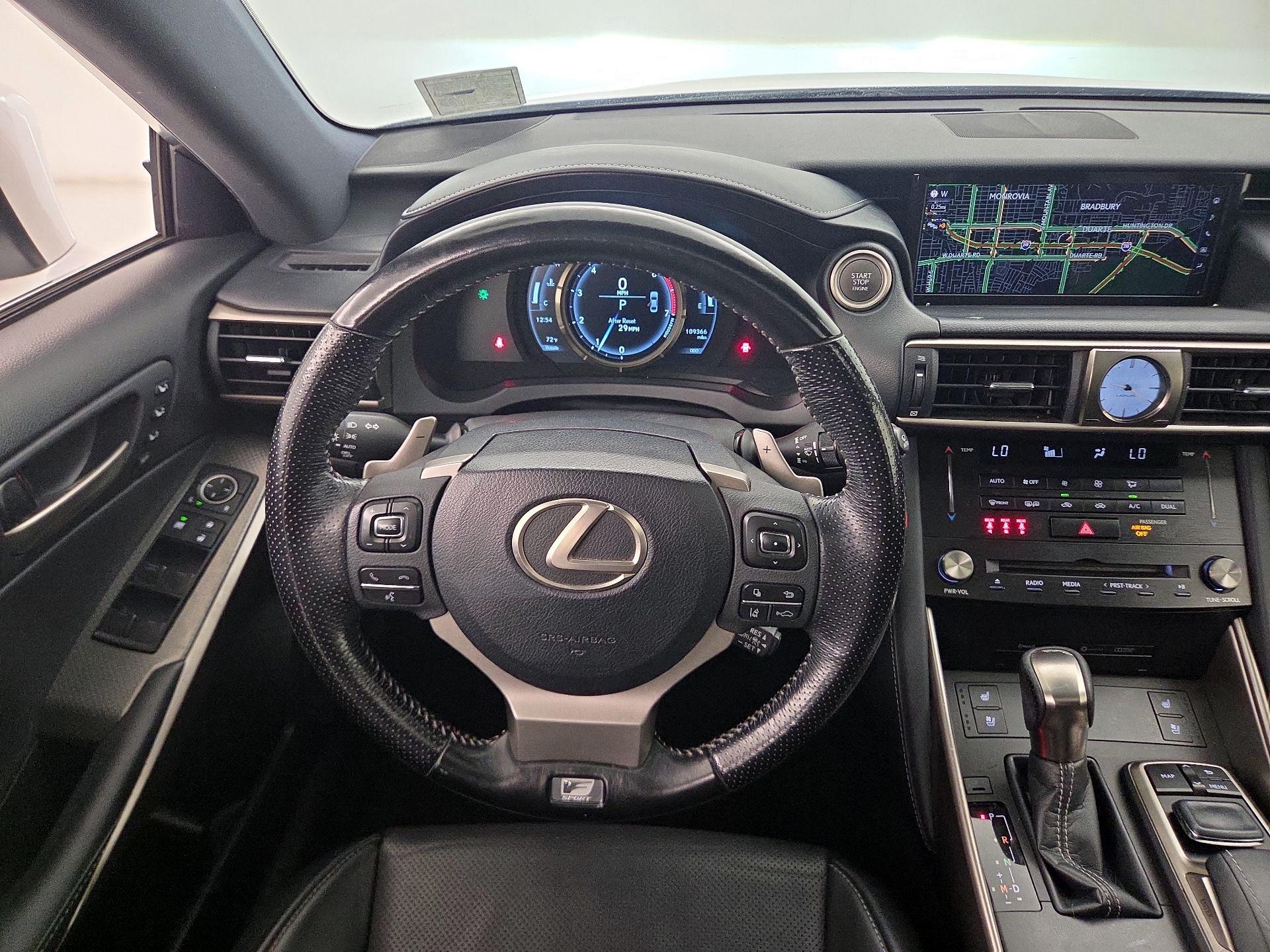Thumbnail: 2018 Lexus IS - 10