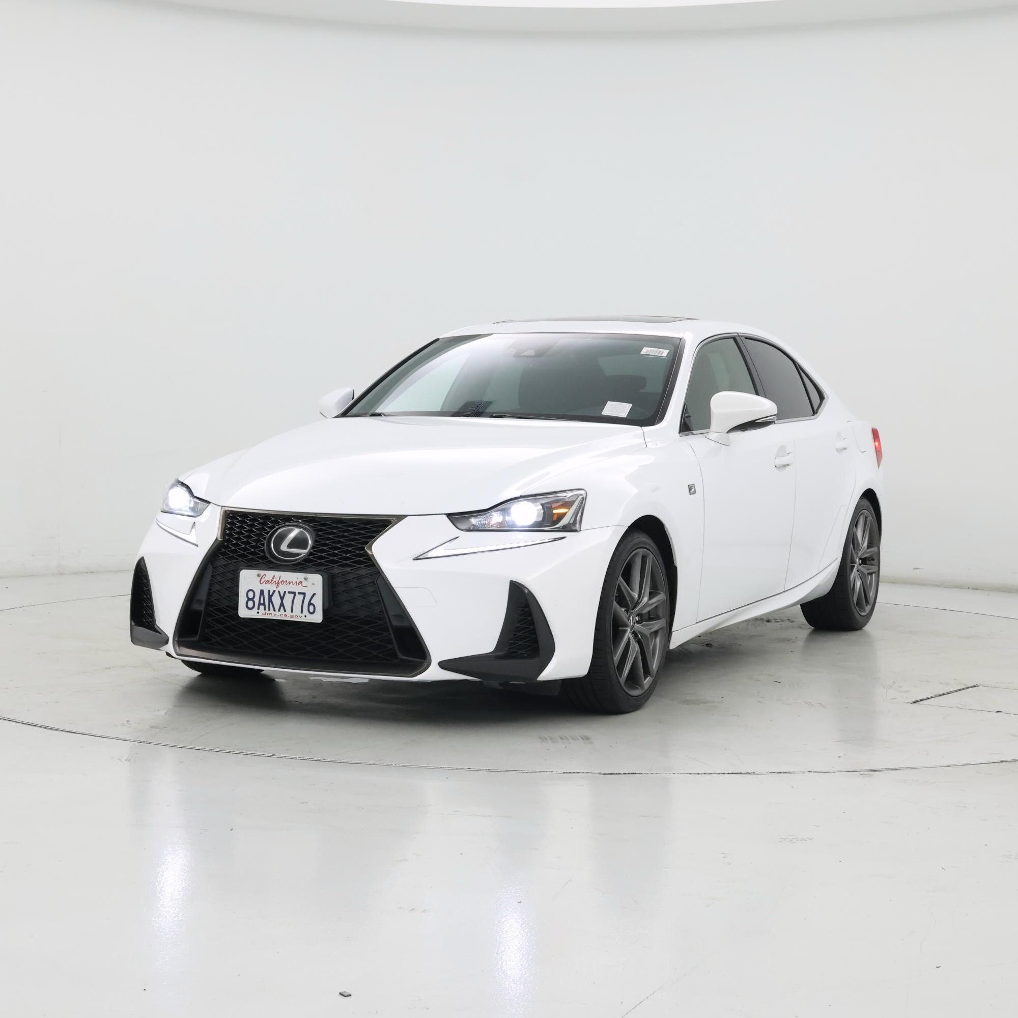 Thumbnail: 2018 Lexus IS - 4