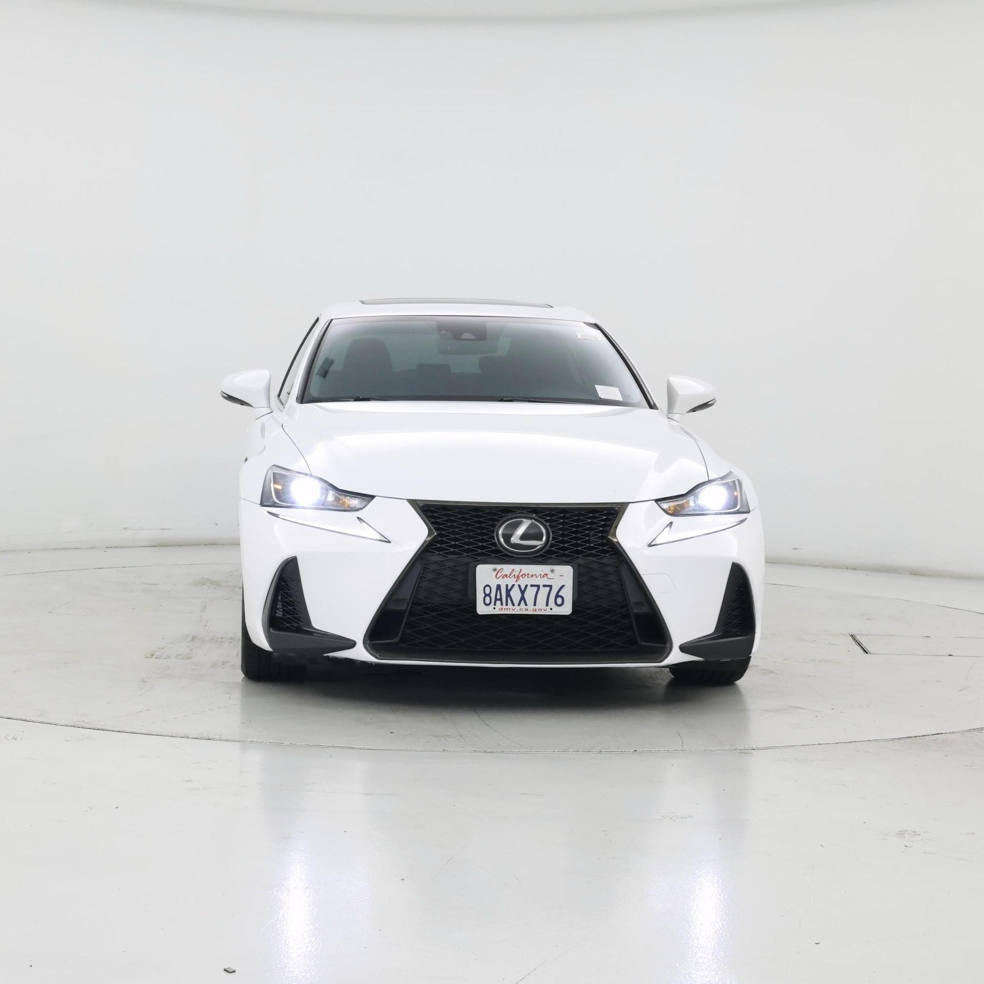 Thumbnail: 2018 Lexus IS - 5
