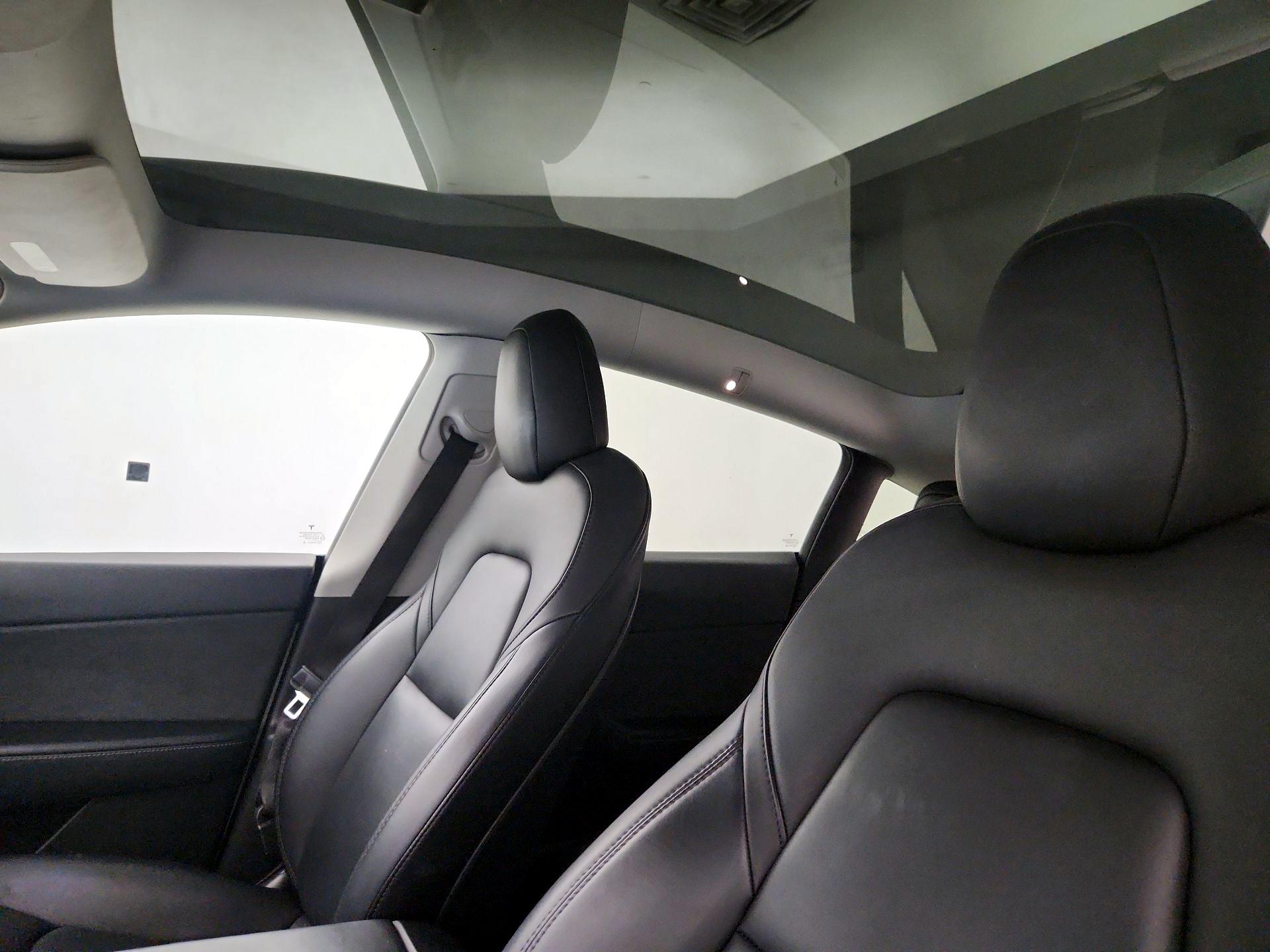 Thumbnail: 2021 Tesla Model Y - 18