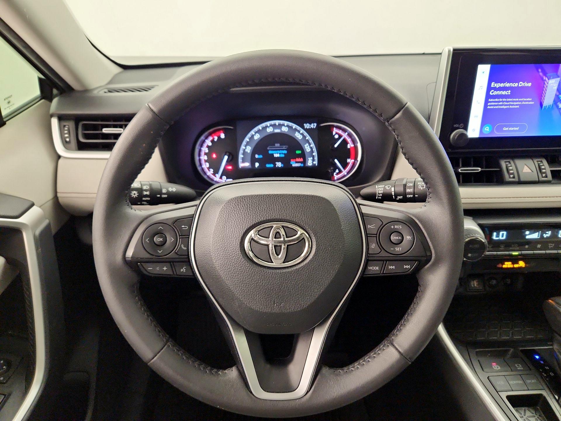 Thumbnail: 2023 Toyota RAV4 - 10