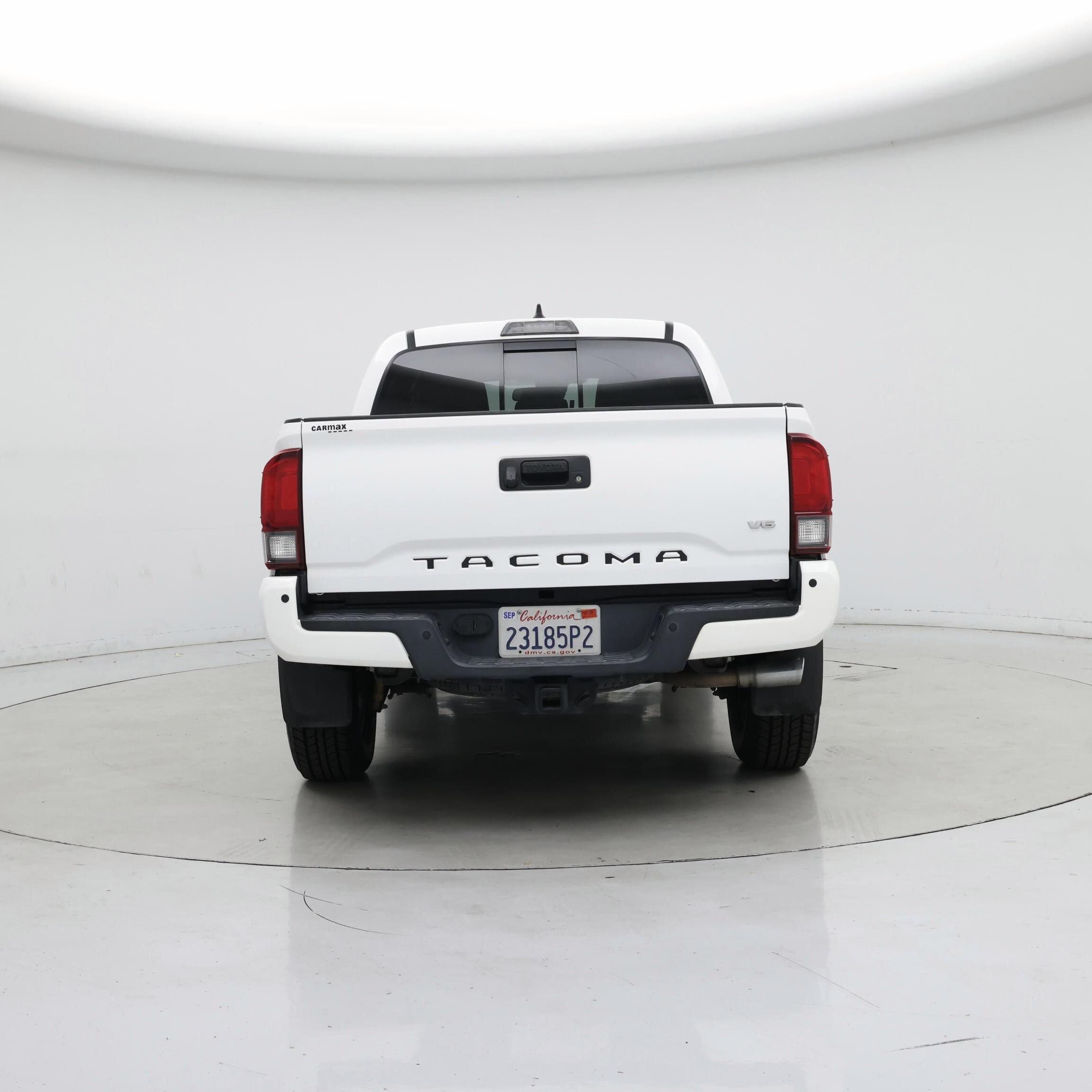 Thumbnail: 2018 Toyota Tacoma - 6