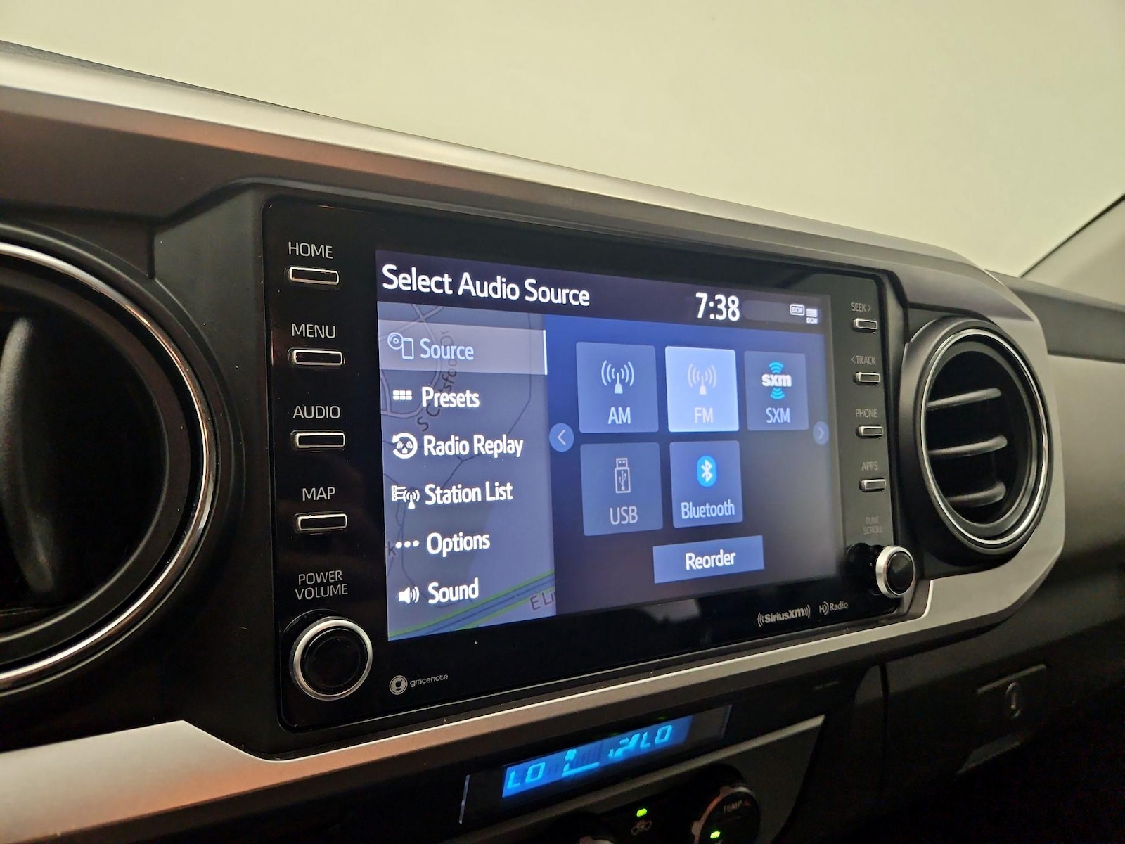 2023 Toyota Tacoma SR5 - Photo 17