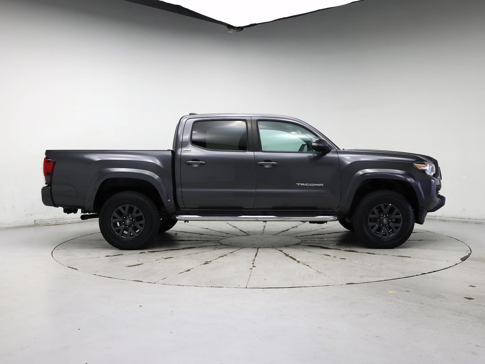 2023 Toyota Tacoma SR5 - Photo 8