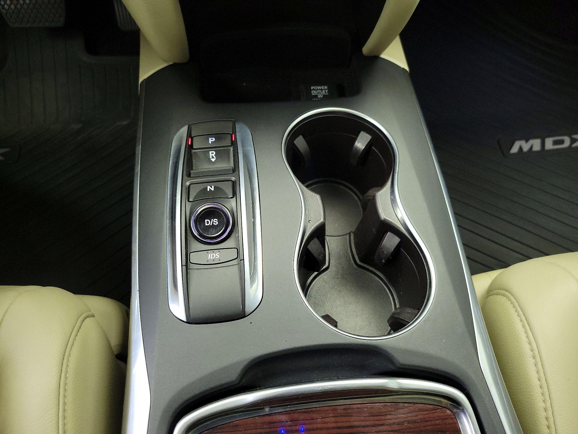 Thumbnail: 2016 Acura MDX - 17