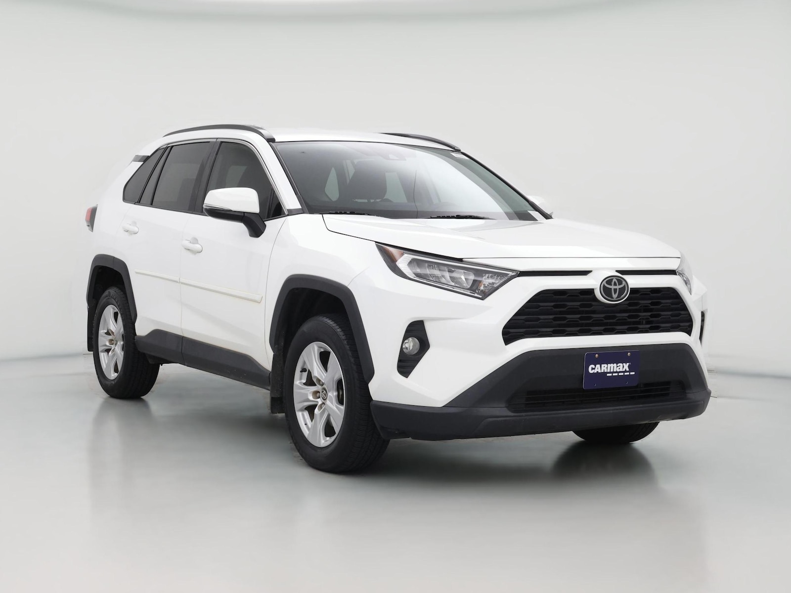 2020 Toyota RAV4 XLE - Photo 1