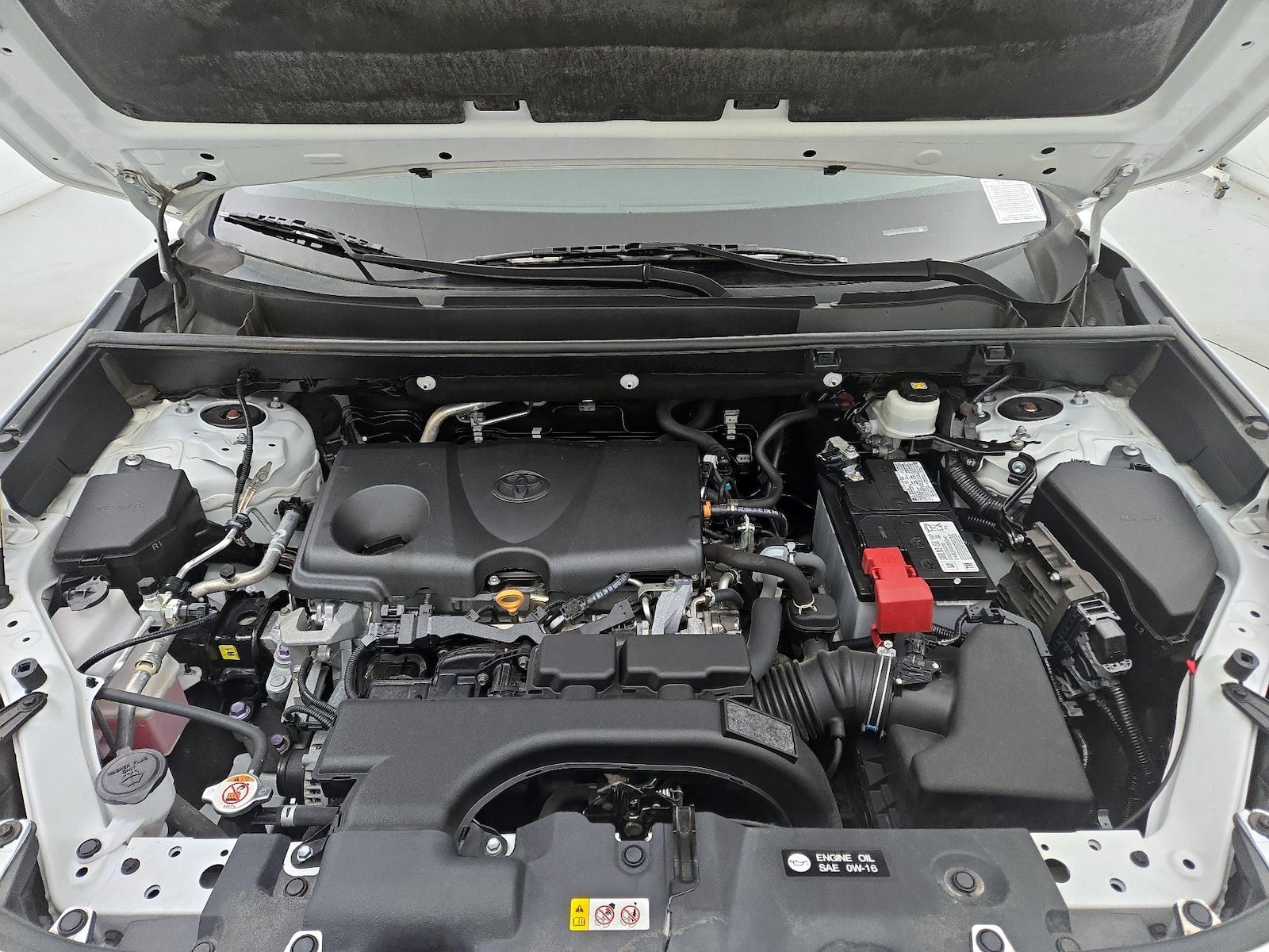 2020 Toyota RAV4 XLE - Photo 22