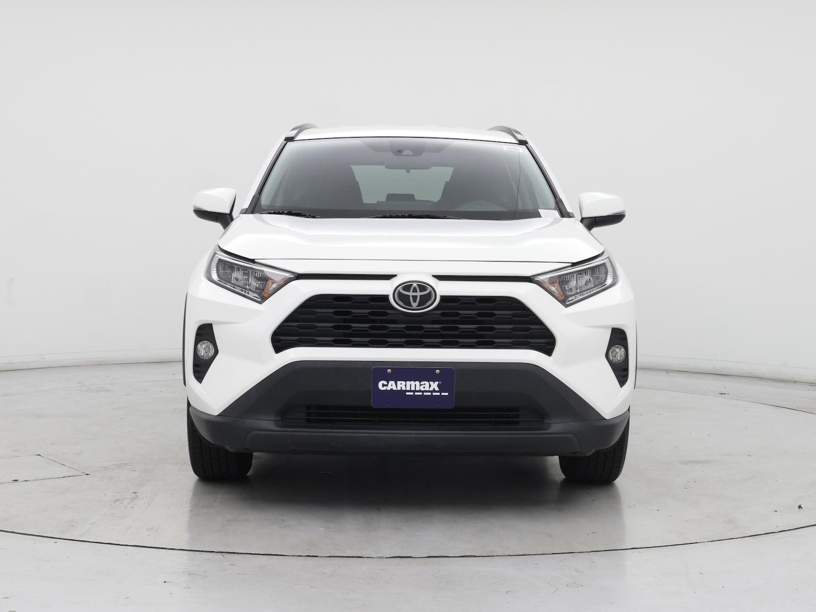 2020 Toyota RAV4 XLE - Photo 6