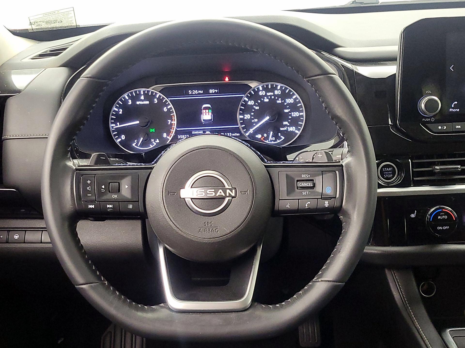 Thumbnail: 2022 Nissan Pathfinder - 10