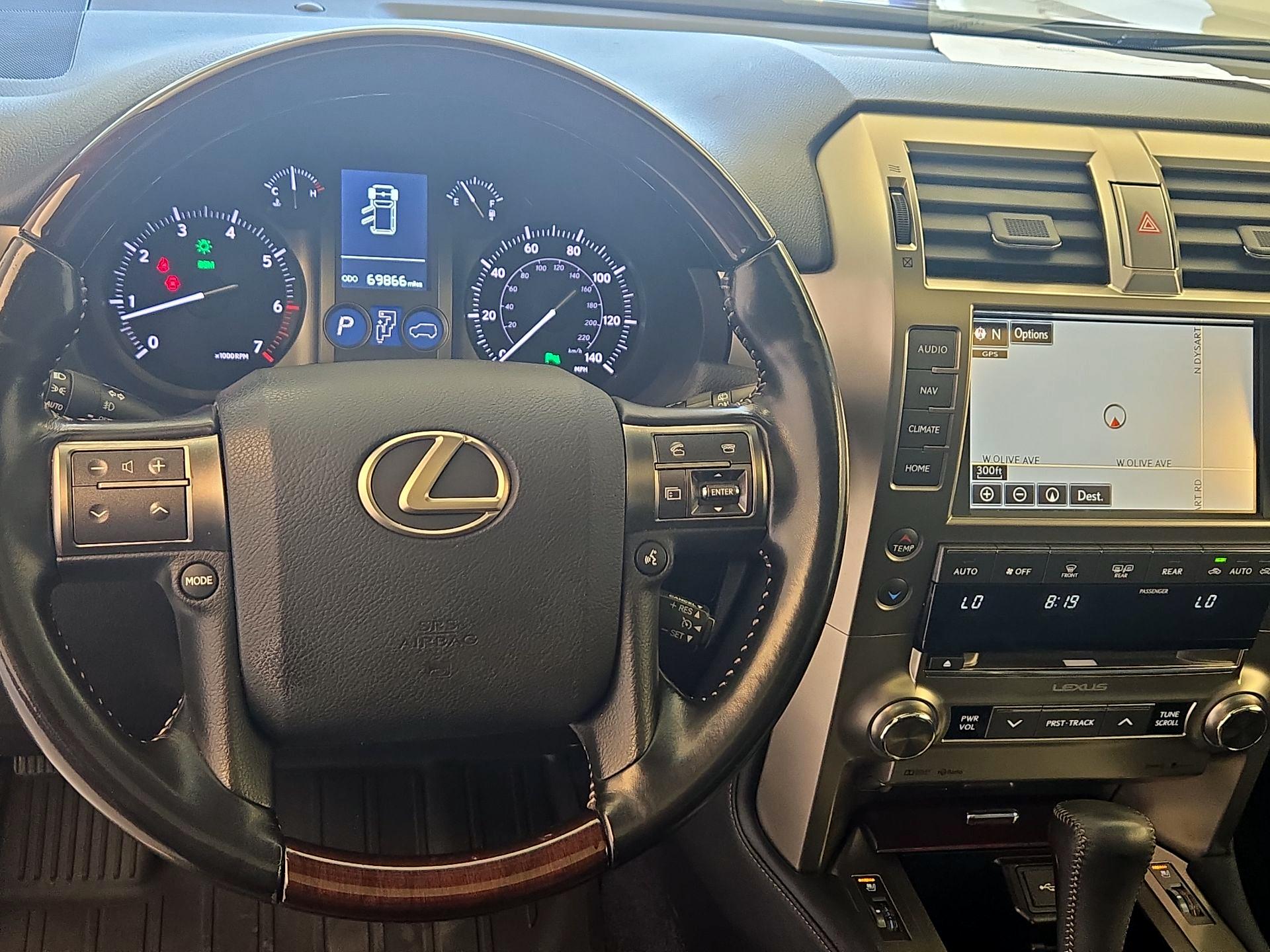 Thumbnail: 2019 Lexus GX - 10