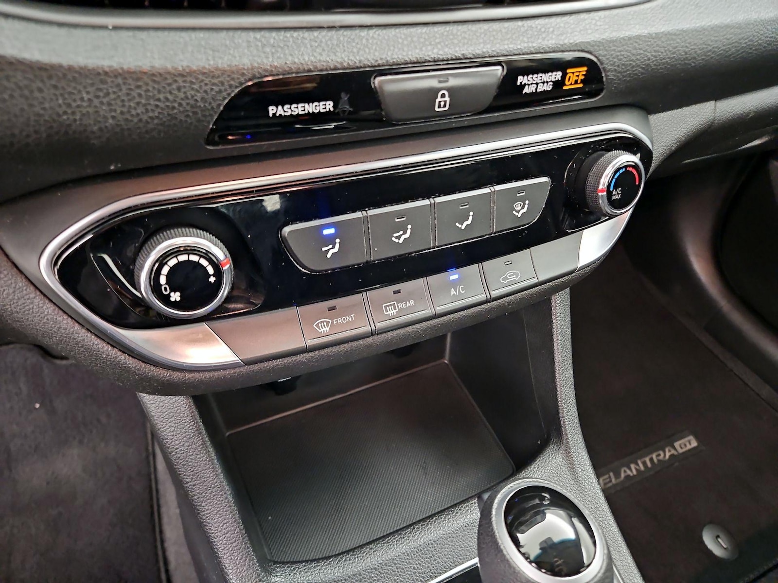 2018 Hyundai Elantra GT GT - Photo 15